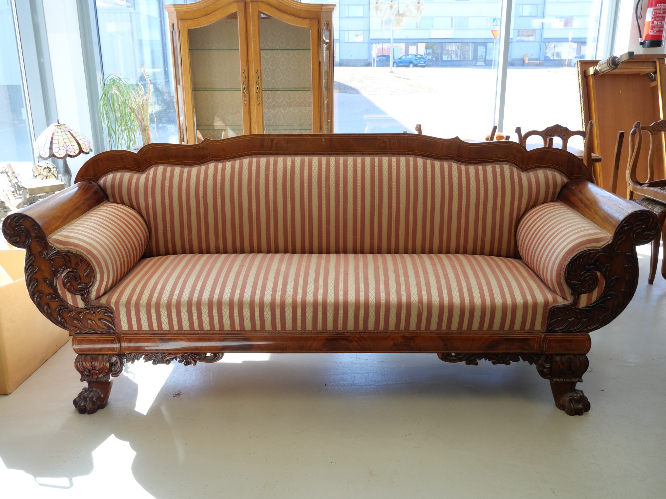 *Biedermeier sohva - Huutokauppa Ekman