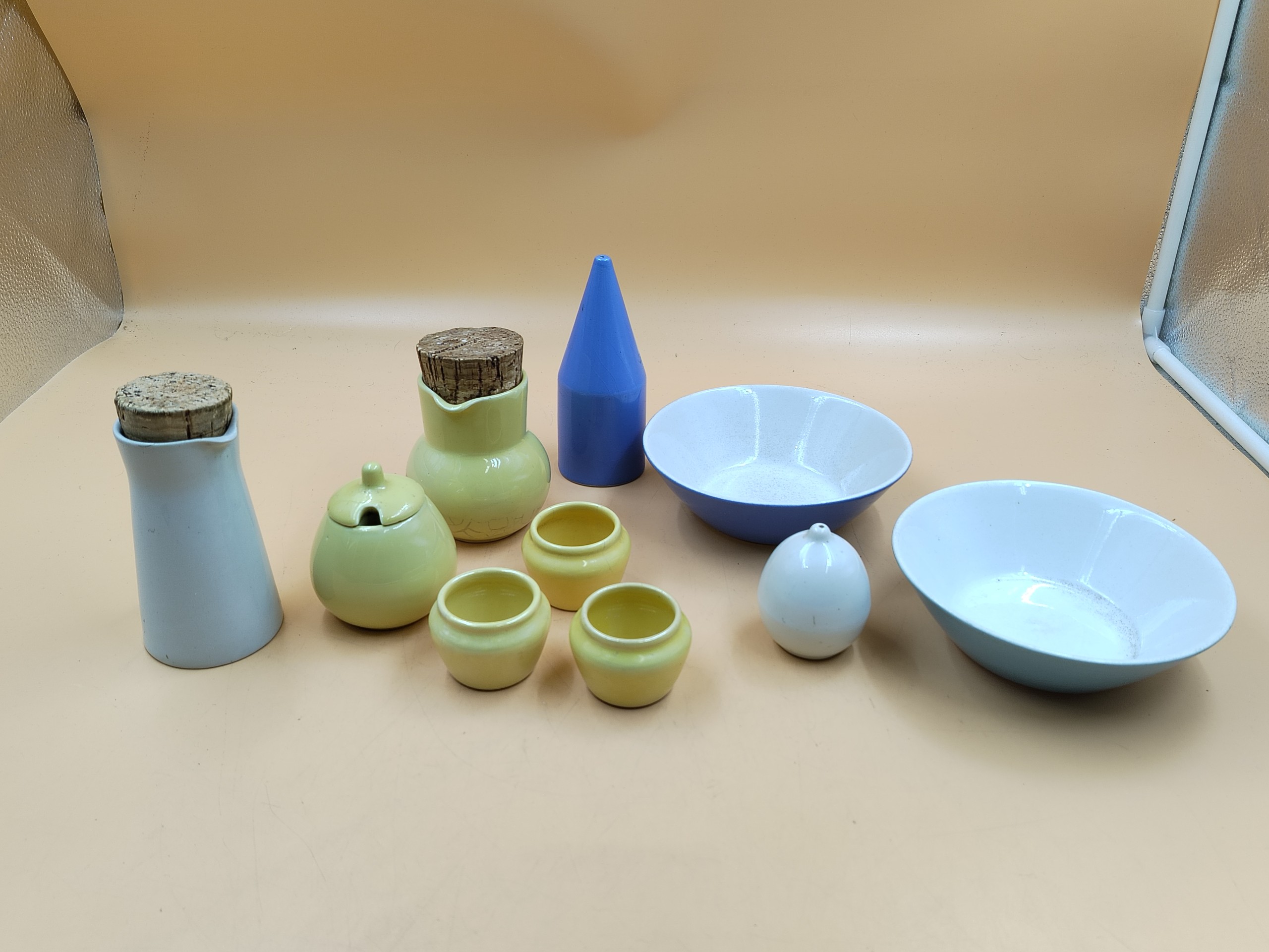 Arabia - Huutokauppa Ekman