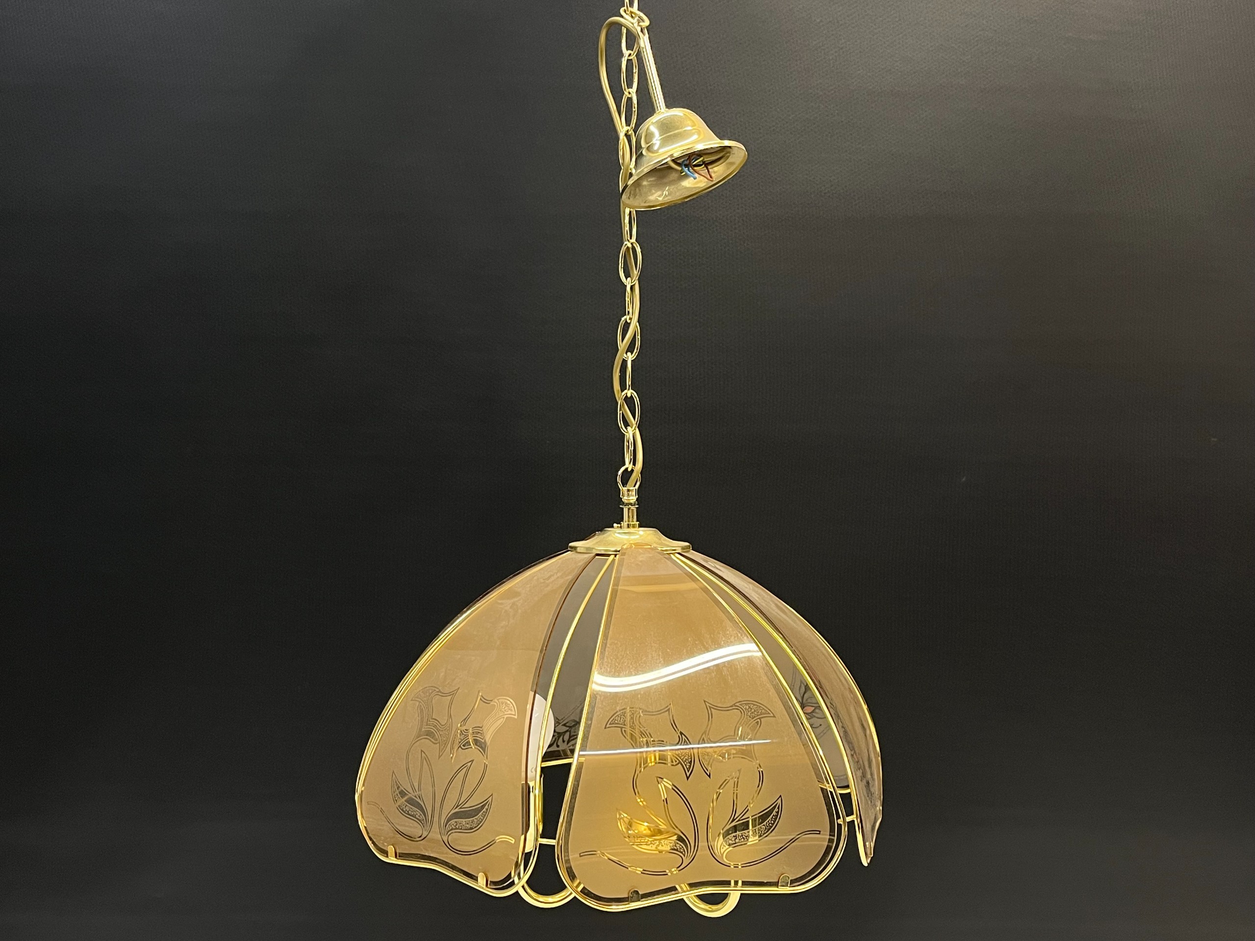 Kattovalaisin - Huutokauppa Ekman