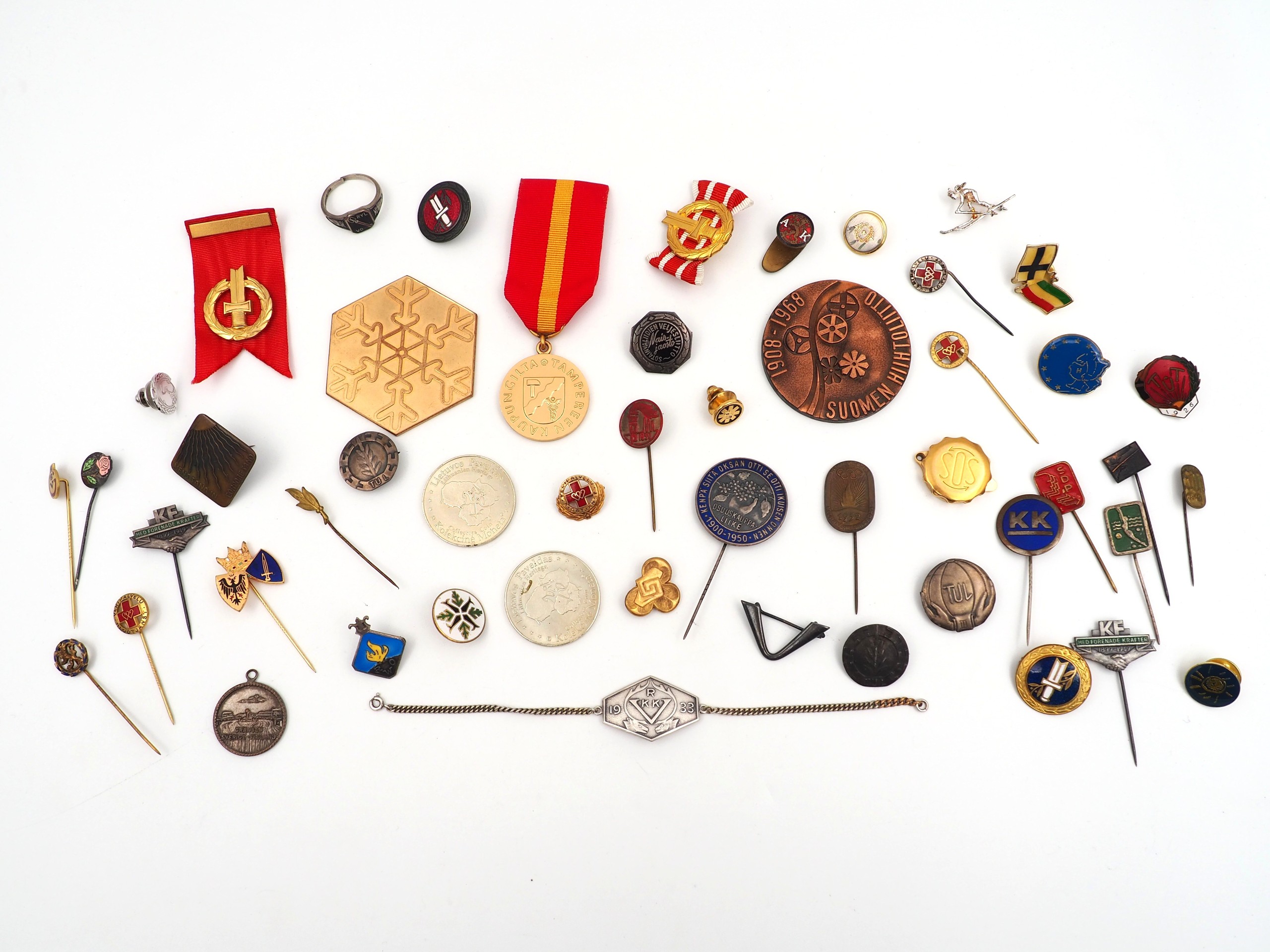 Merkit ym. - Huutokauppa Ekman