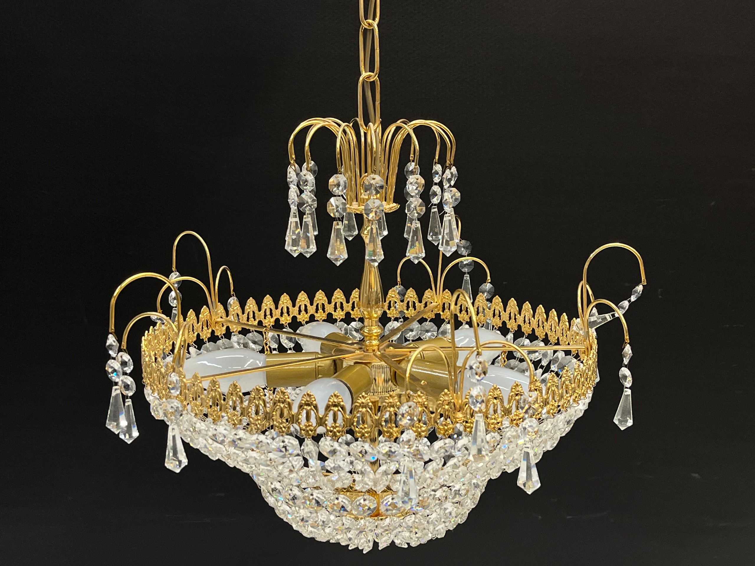 Turun Kristalli - Huutokauppa Ekman