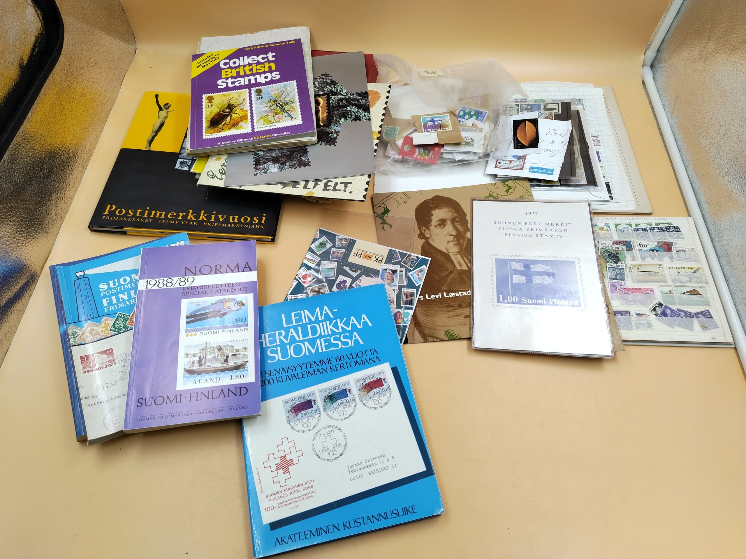 Postimerkit ym. - Huutokauppa Ekman