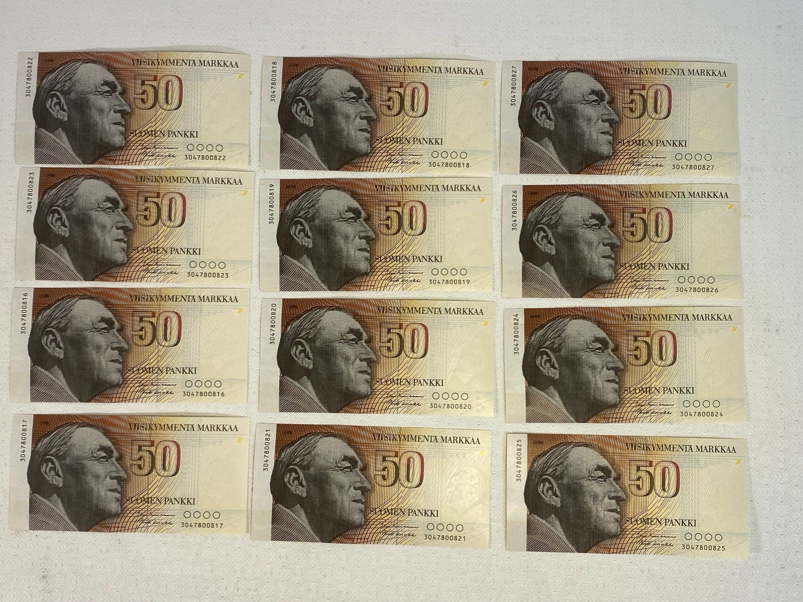 Setelit - Huutokauppa Ekman