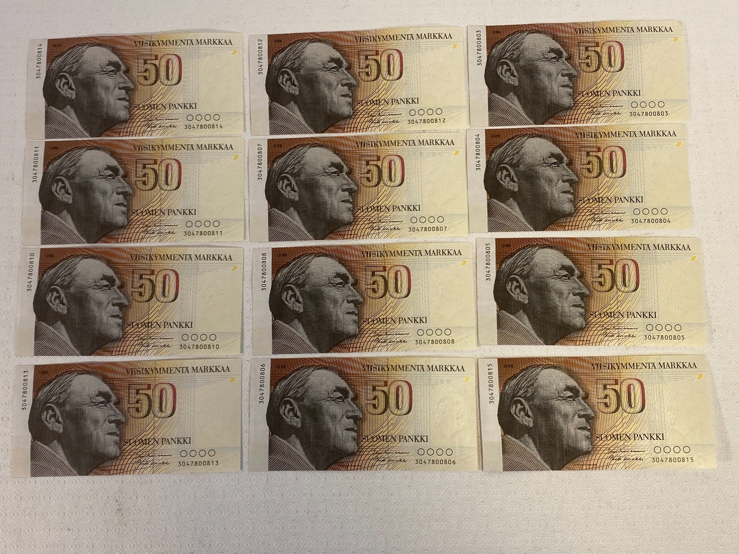 Setelit - Huutokauppa Ekman