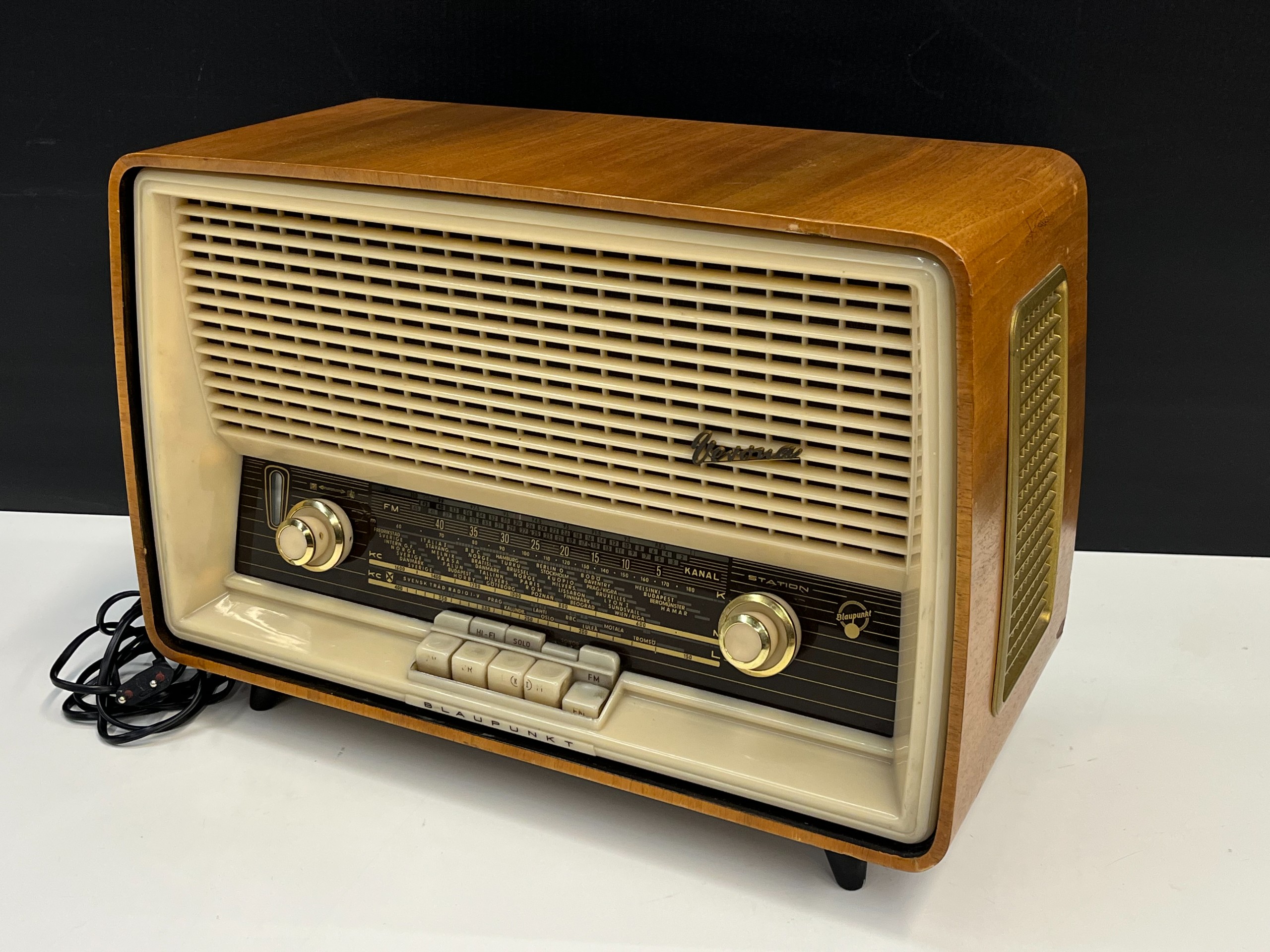 Blaupunkt - Huutokauppa Ekman