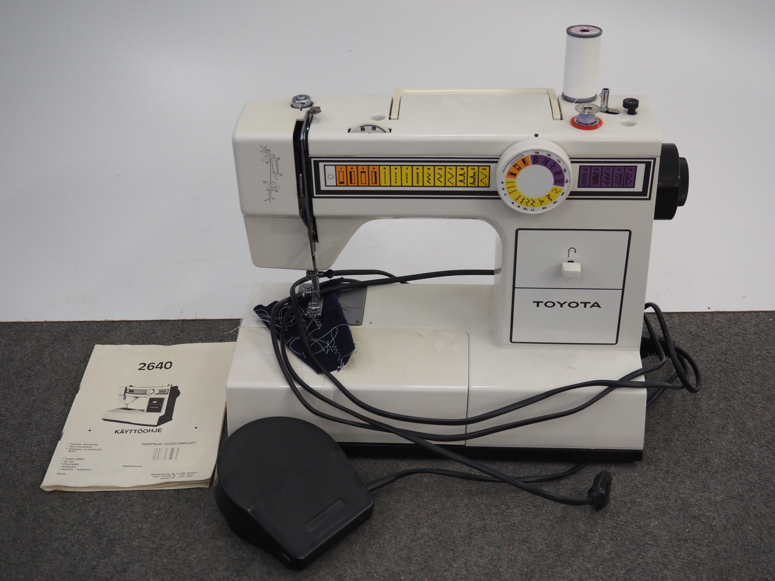 Ompelukone - Huutokauppa Ekman