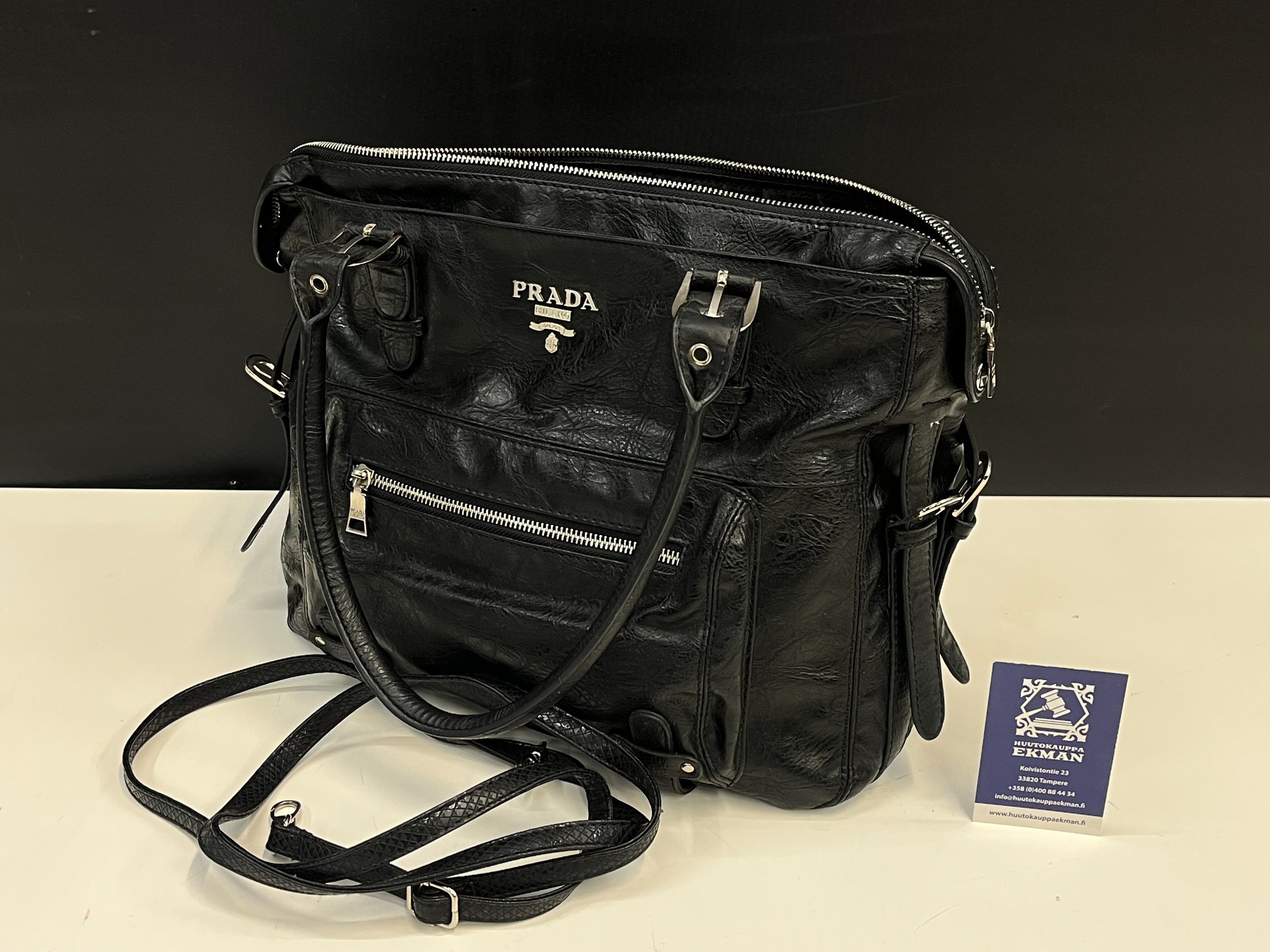 Prada - Huutokauppa Ekman