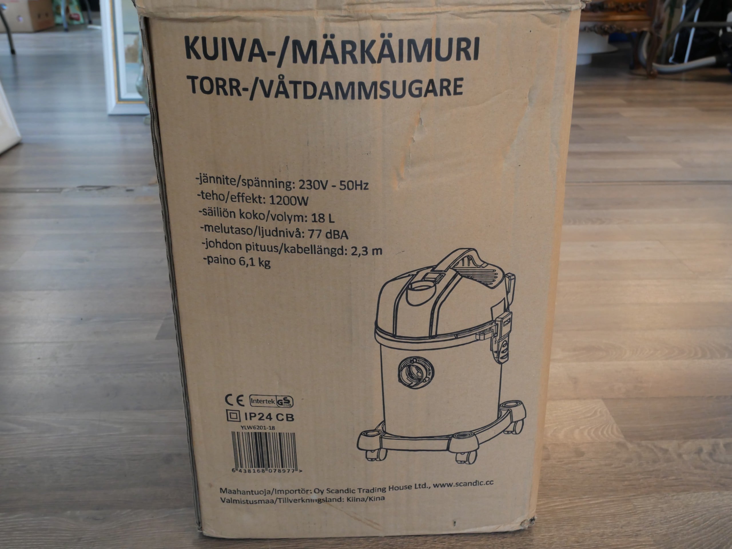 Kuiva-/märkäimuri - Huutokauppa Ekman