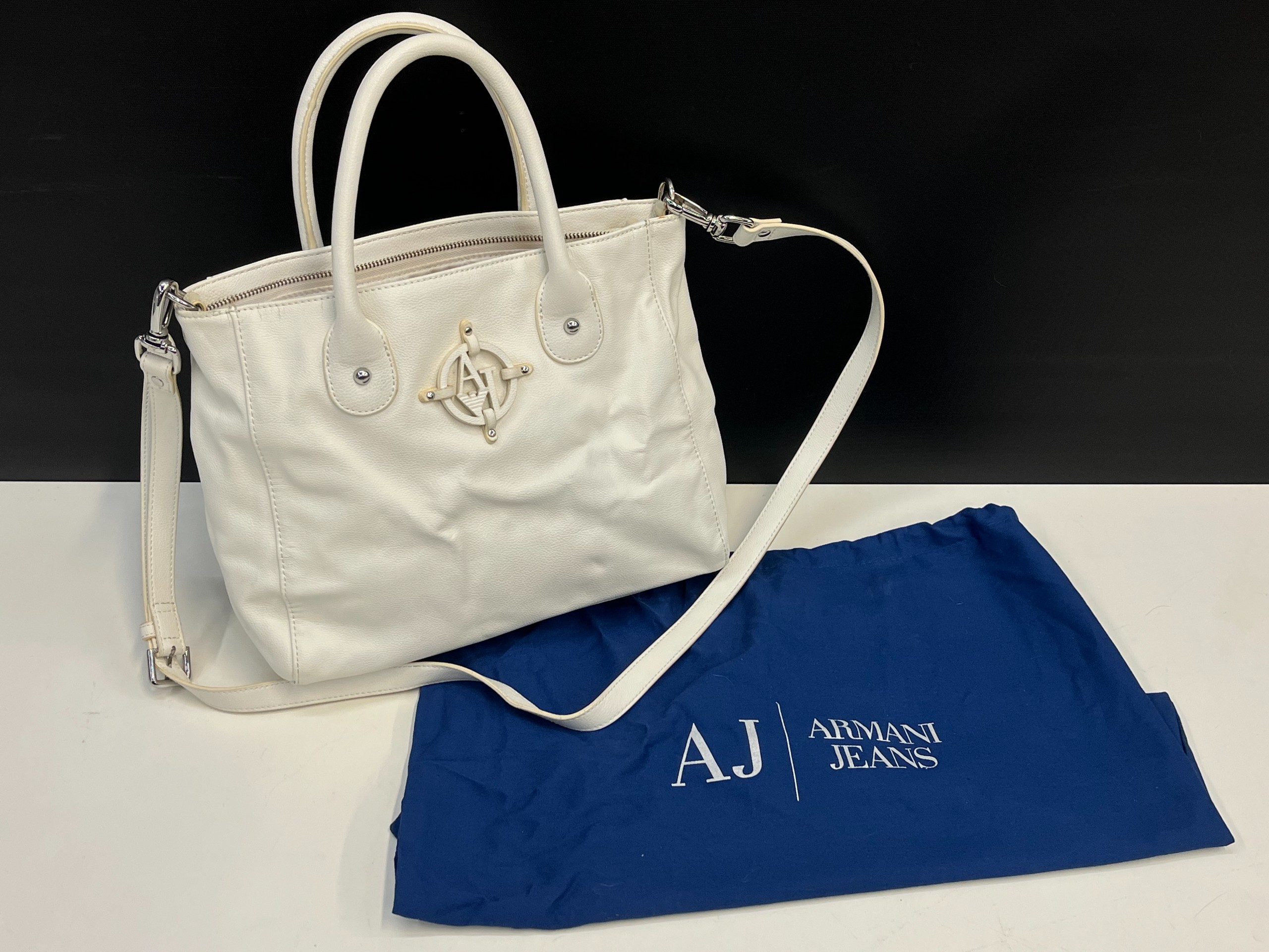 Armani Jeans - Huutokauppa Ekman