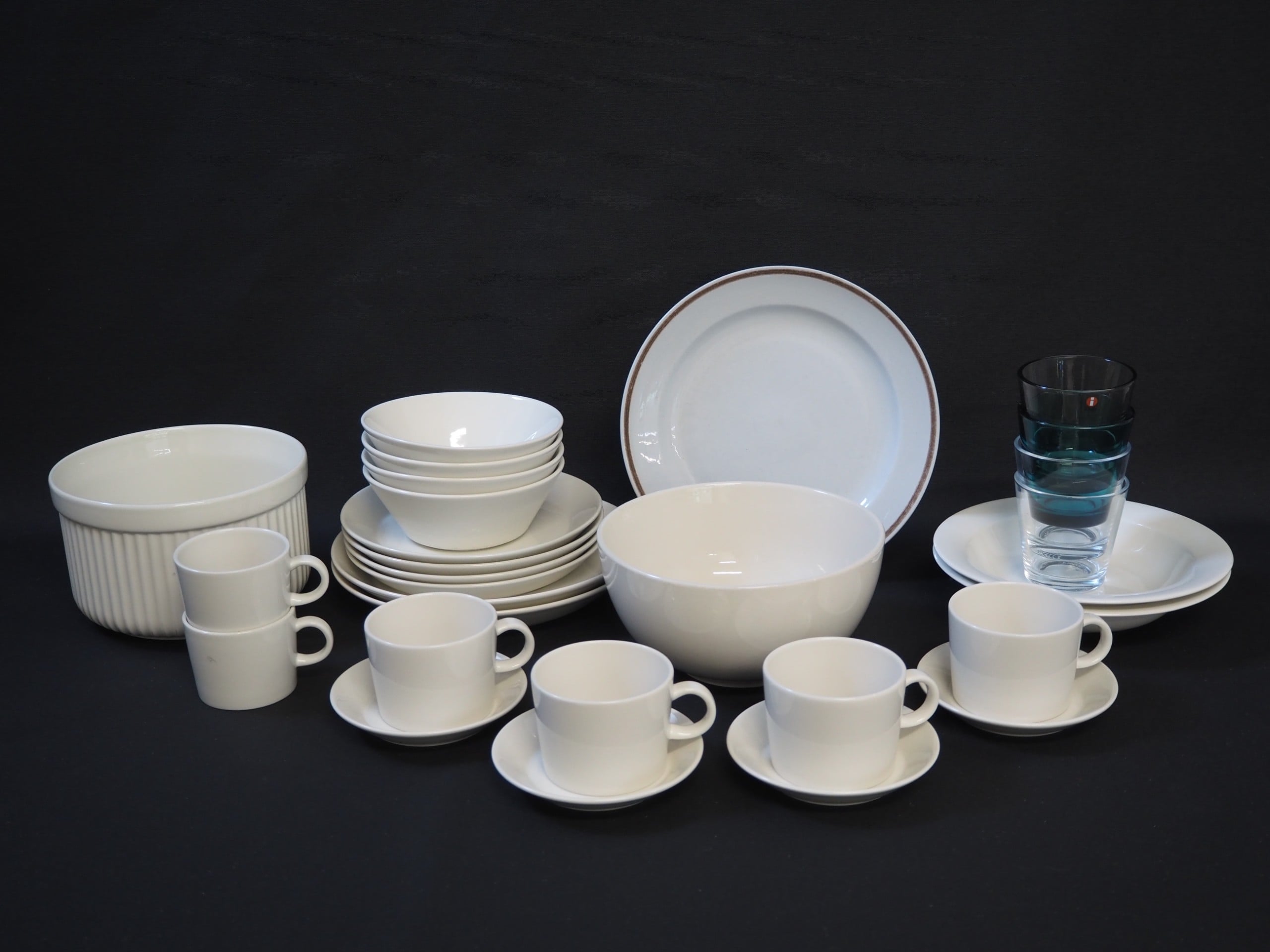 Arabia ja Iittala - Huutokauppa Ekman
