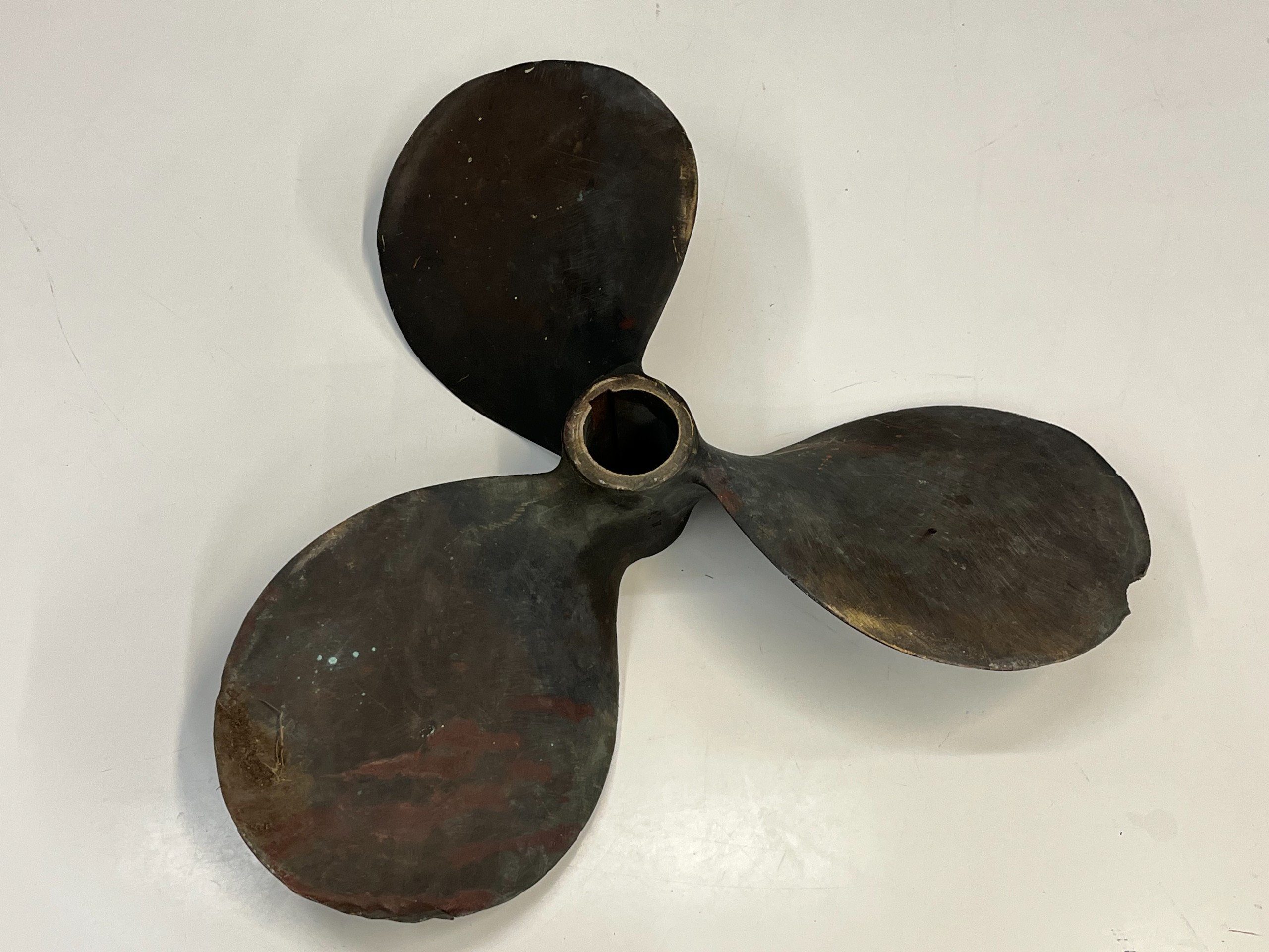 Propelli - Huutokauppa Ekman