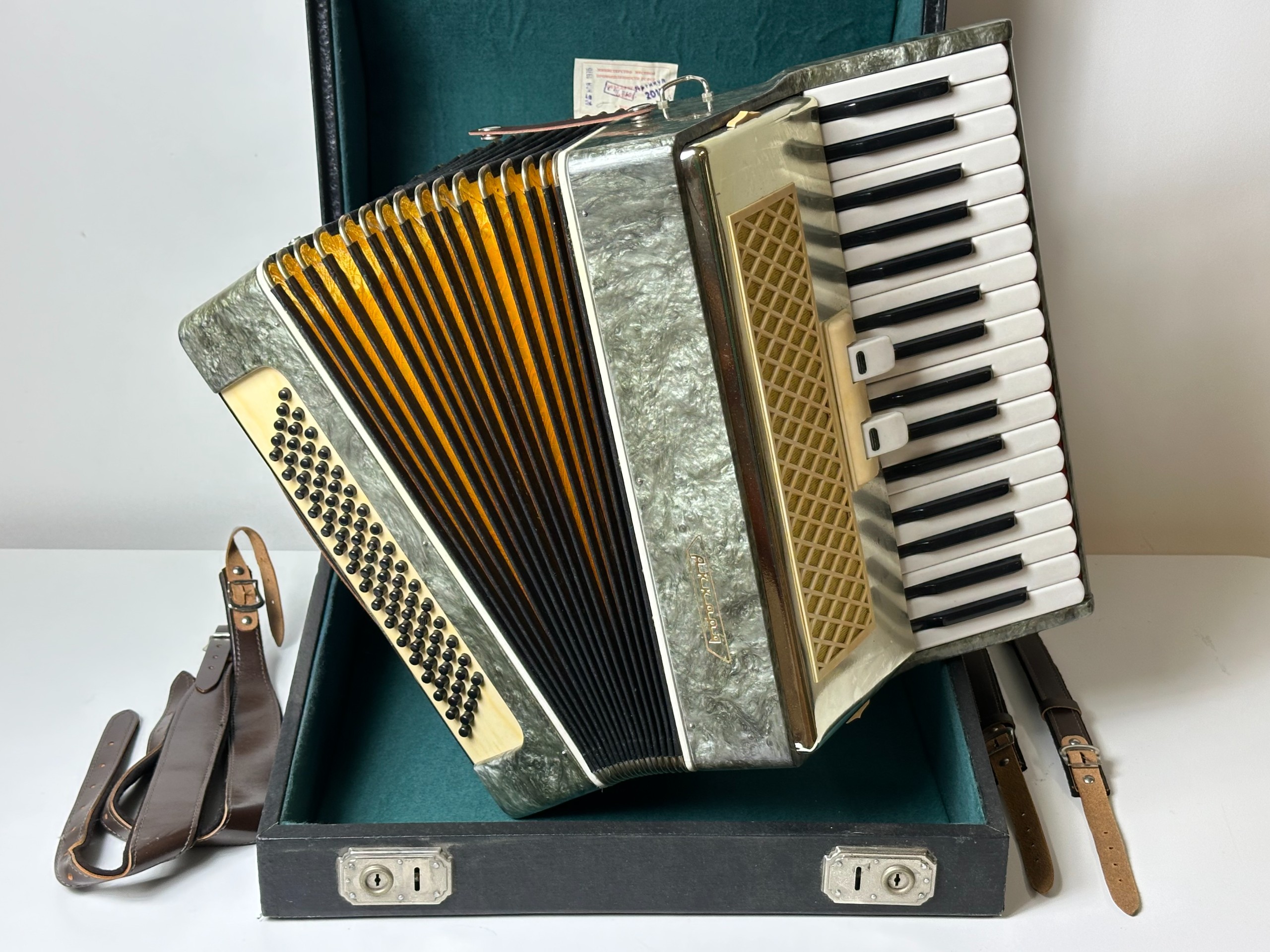 Harmonikka - Huutokauppa Ekman
