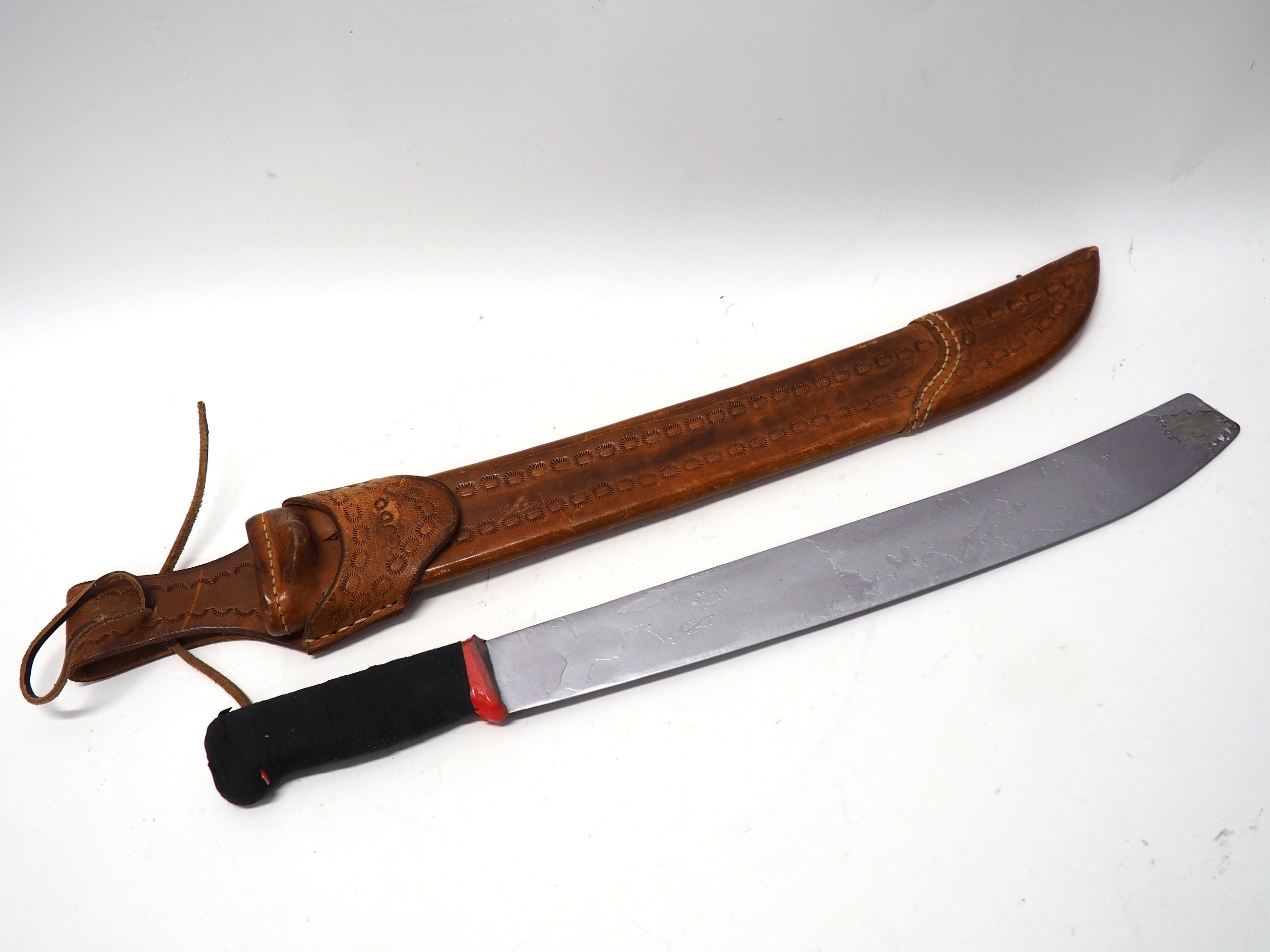 Machete - Huutokauppa Ekman