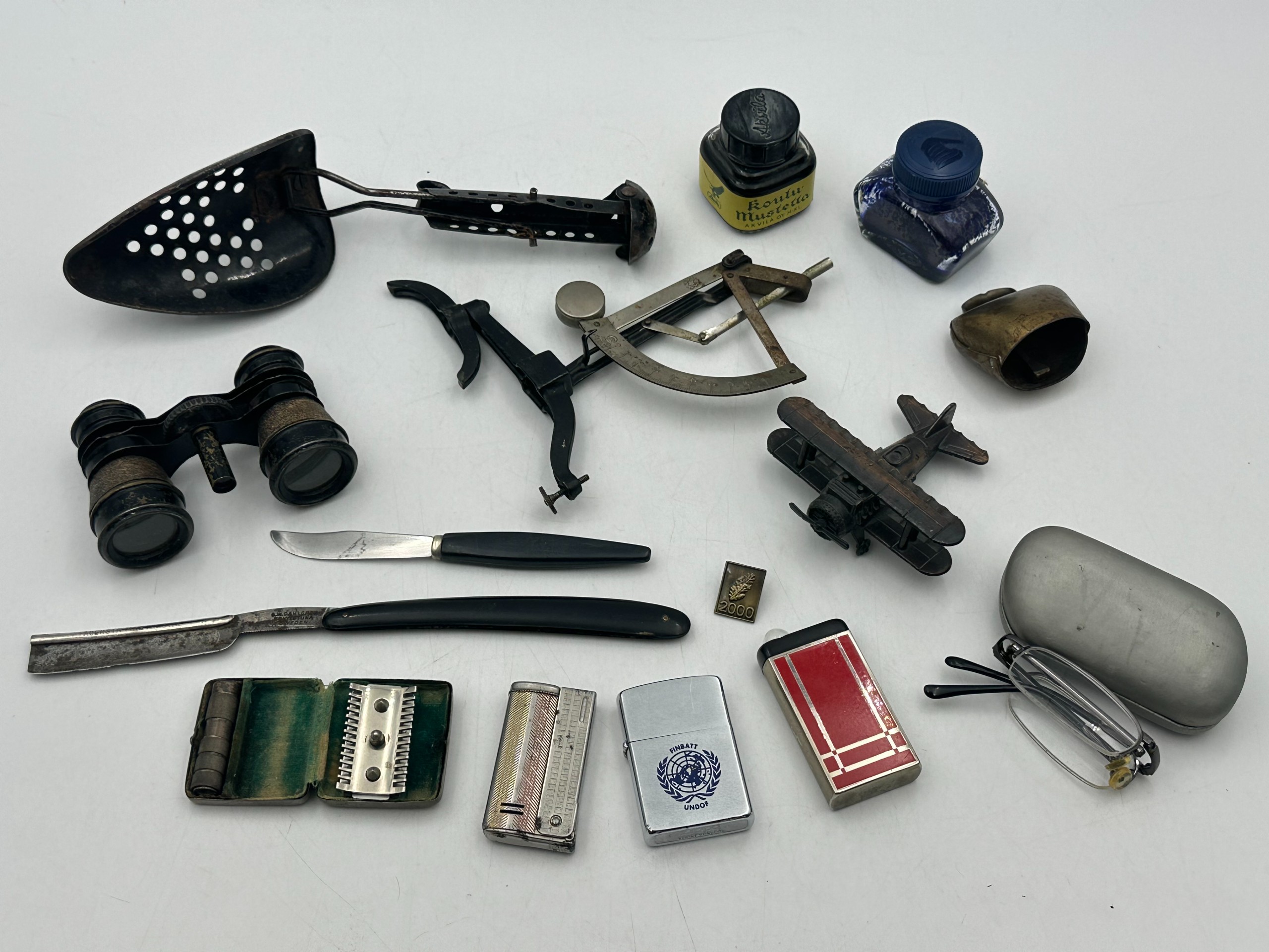 Zippo ym. - Huutokauppa Ekman