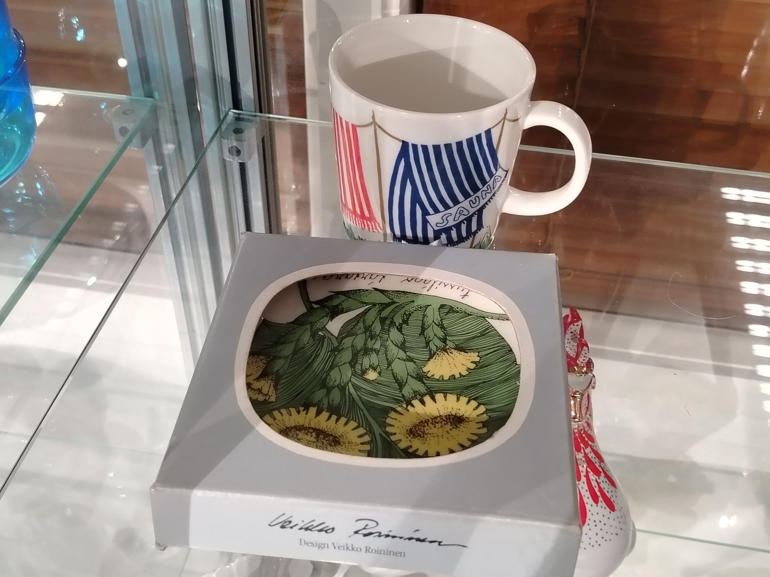 Arabia - Huutokauppa Ekman
