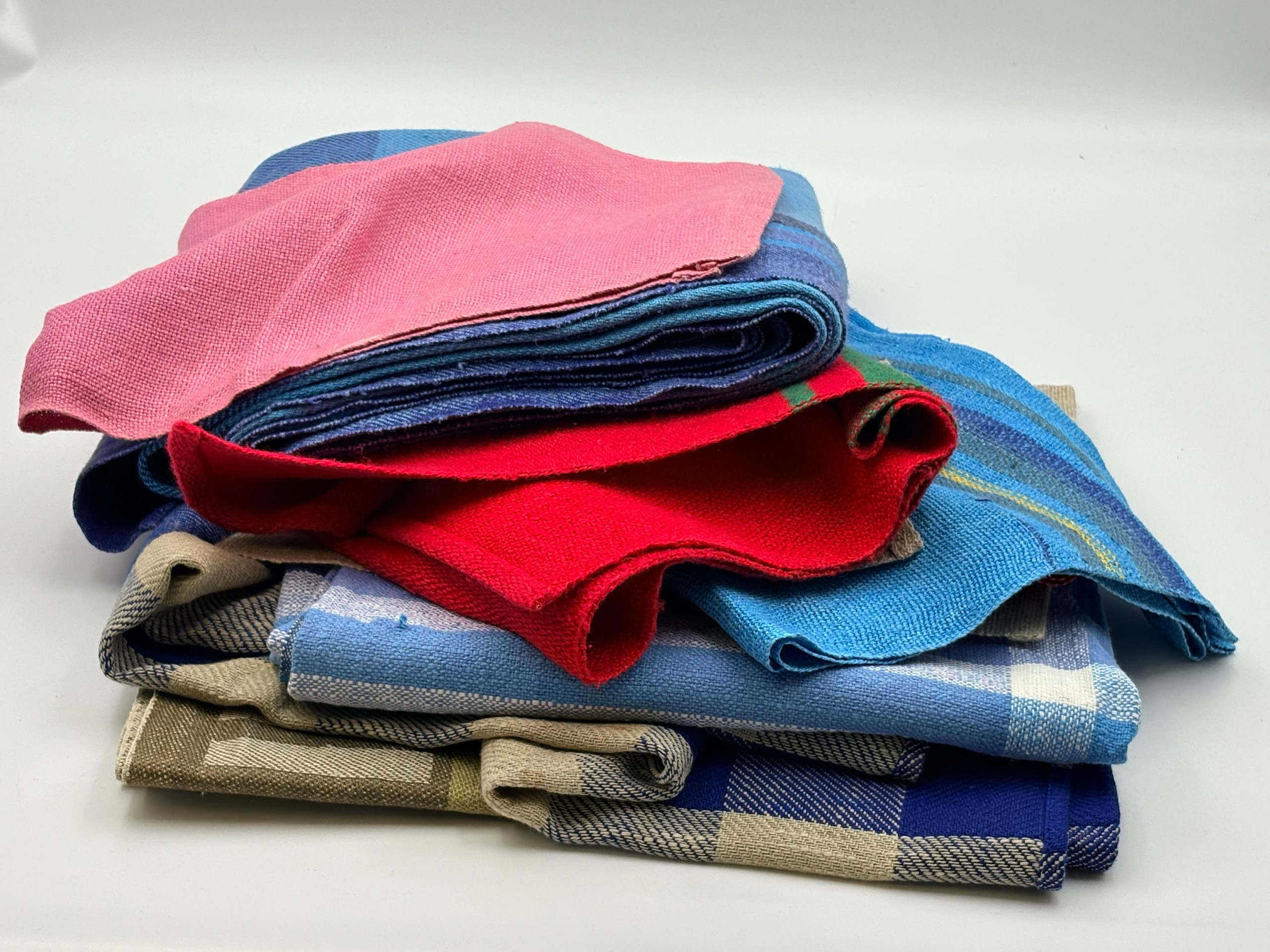 Pöytäliinoja - Huutokauppa Ekman