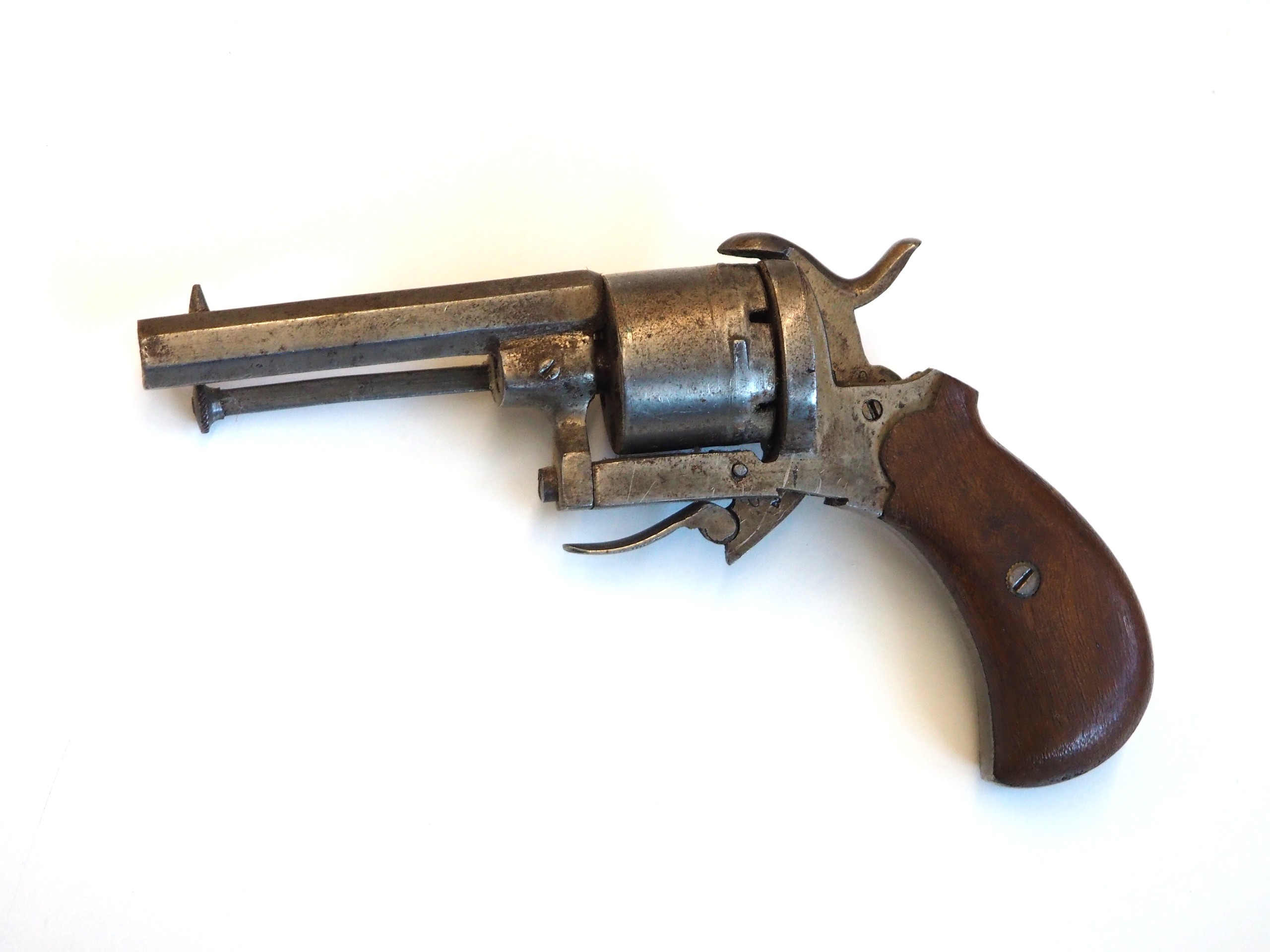 Pistooli - Huutokauppa Ekman