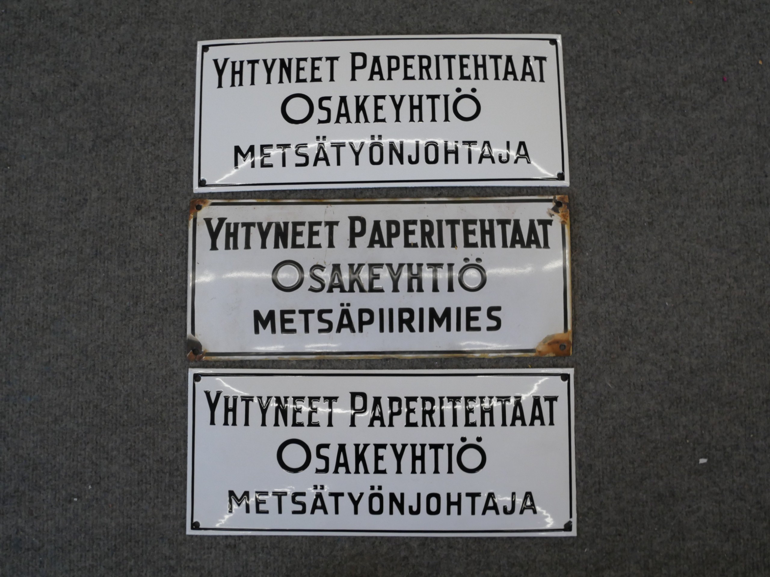 Emalikyltit - Huutokauppa Ekman