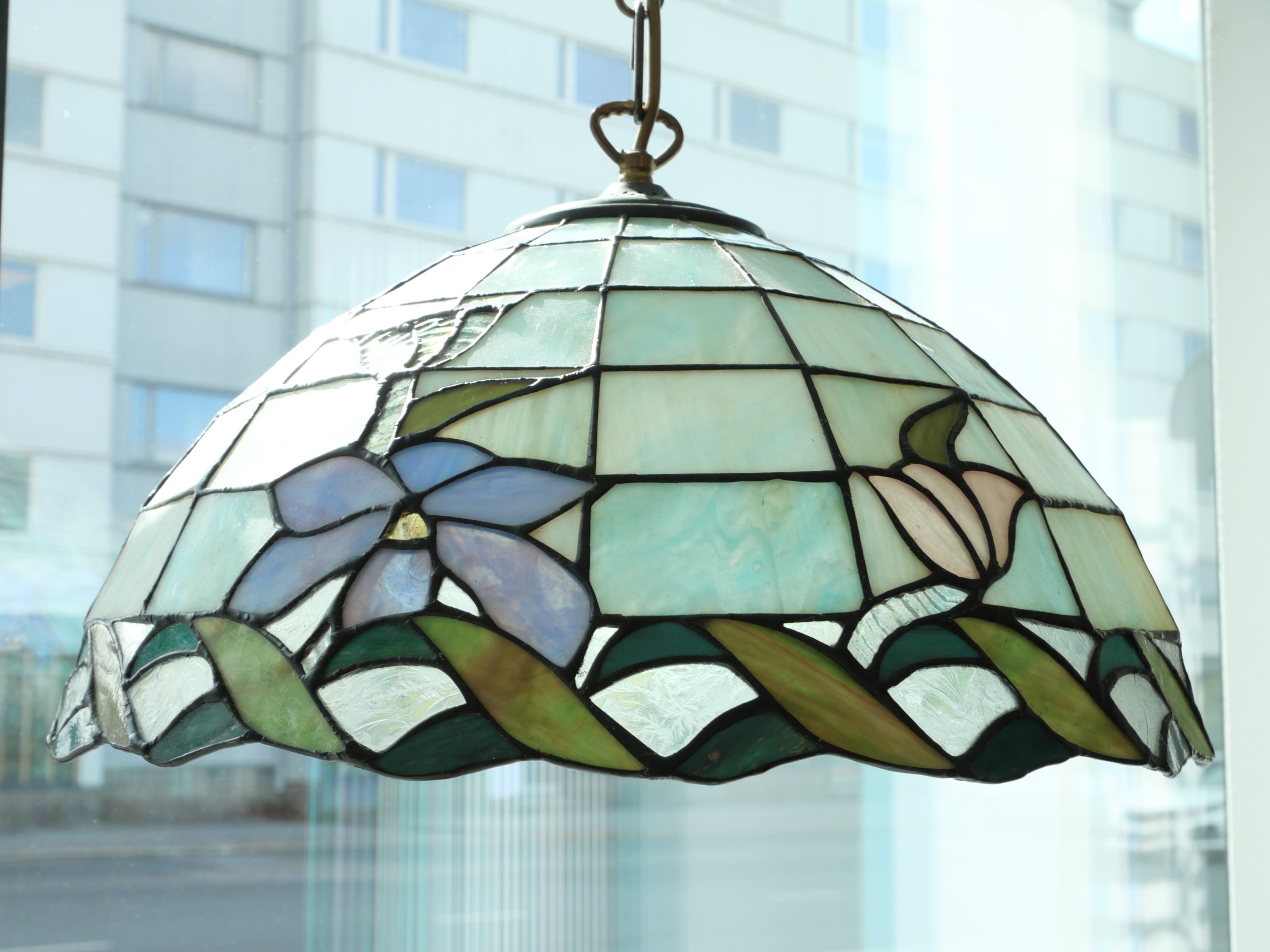 Tiffany kattovalaisin - Huutokauppa Ekman