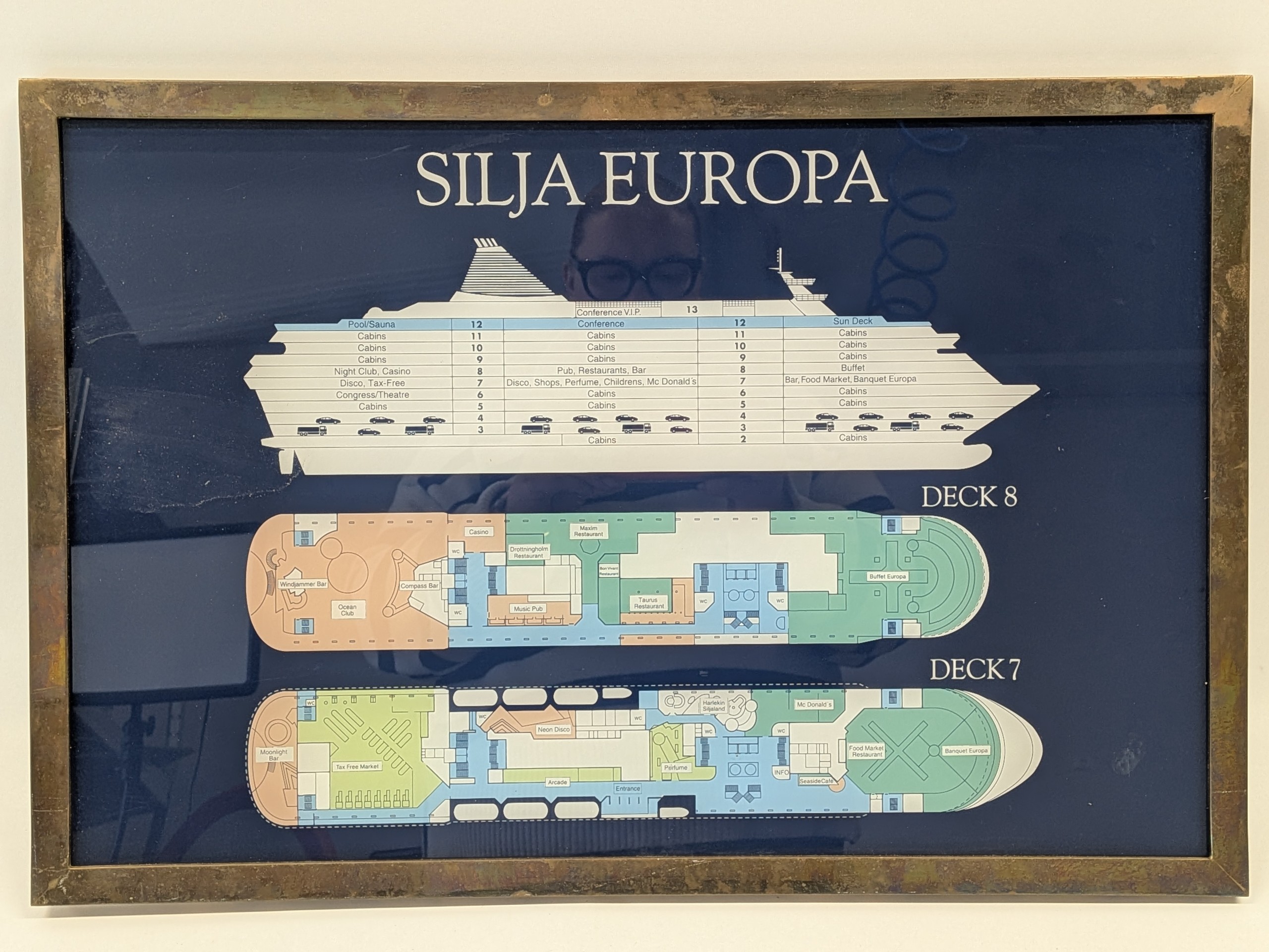 Silja Europa - Huutokauppa Ekman