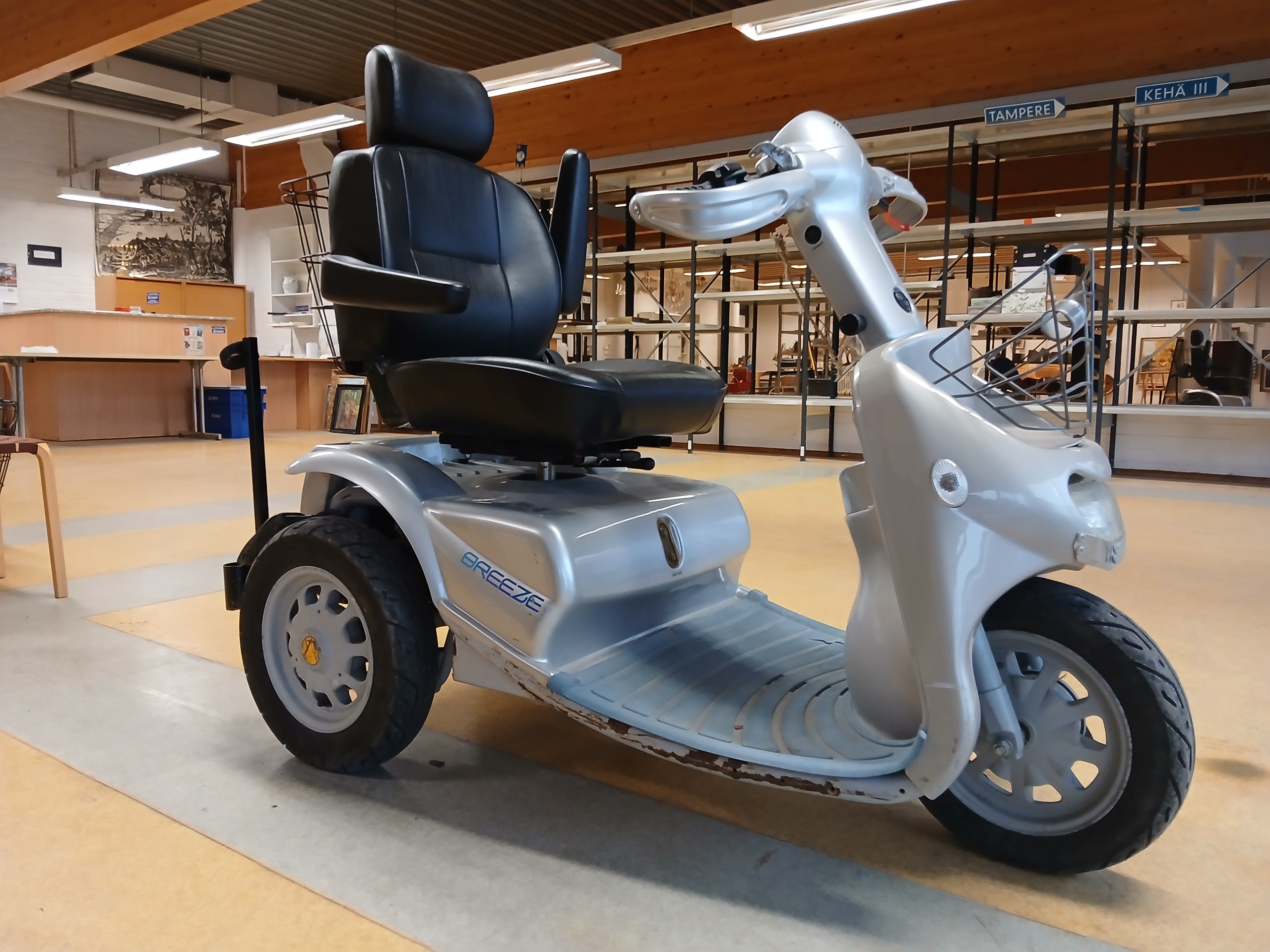 Breeze senioriskootteri - Huutokauppa Ekman
