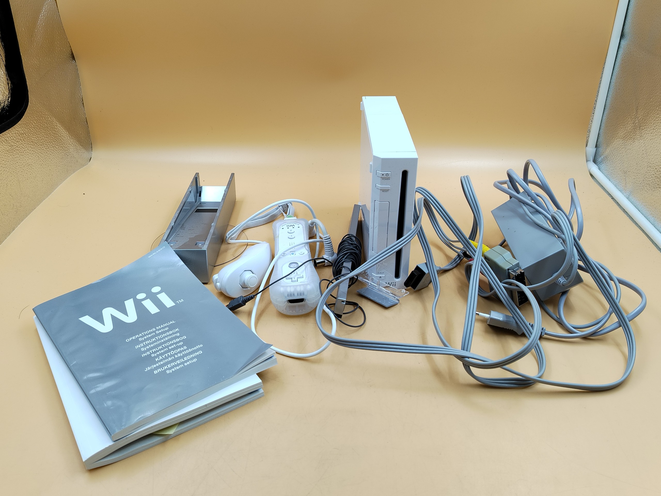 Nintendo WII - Huutokauppa Ekman