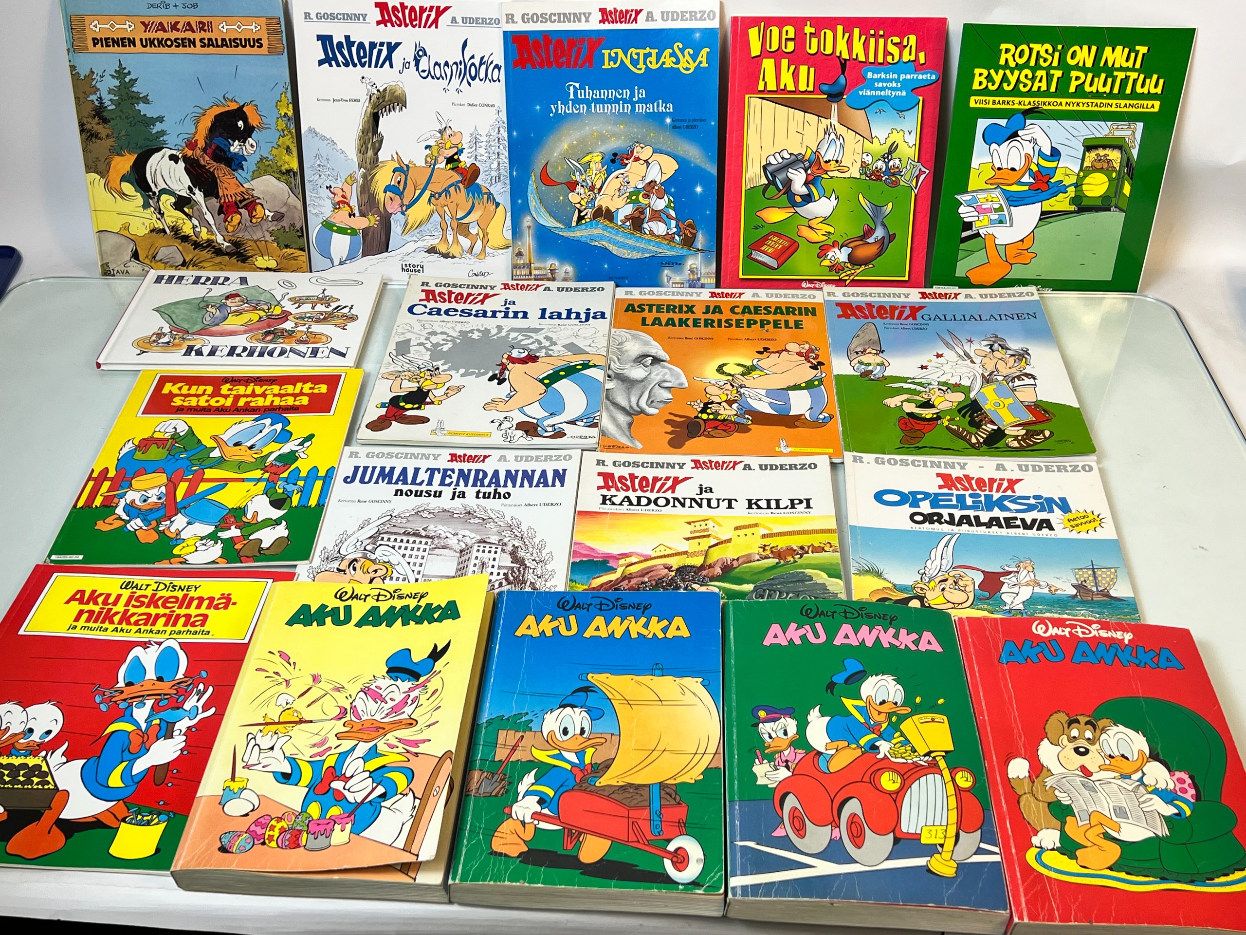 Sarjakuvat - Huutokauppa Ekman