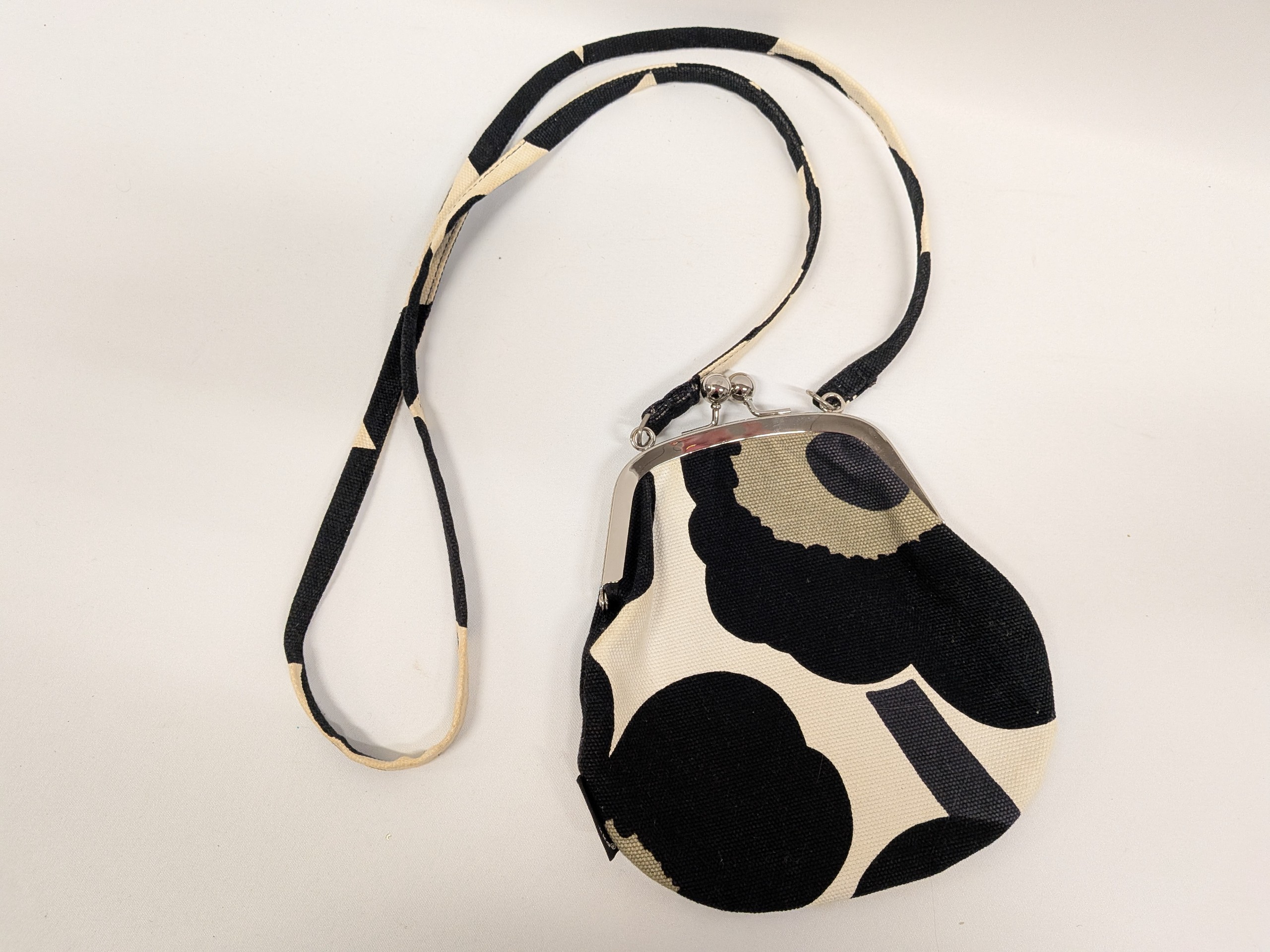 Marimekko - Huutokauppa Ekman