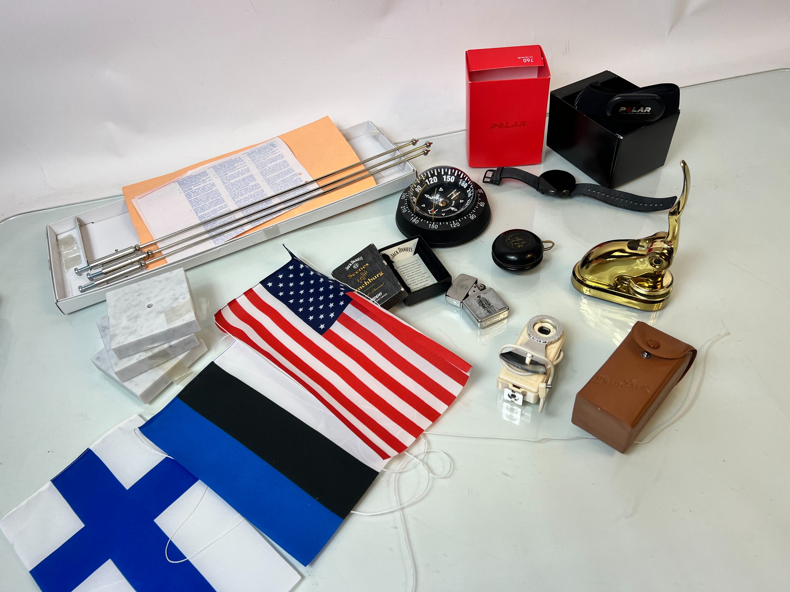 Zippo ym. - Huutokauppa Ekman