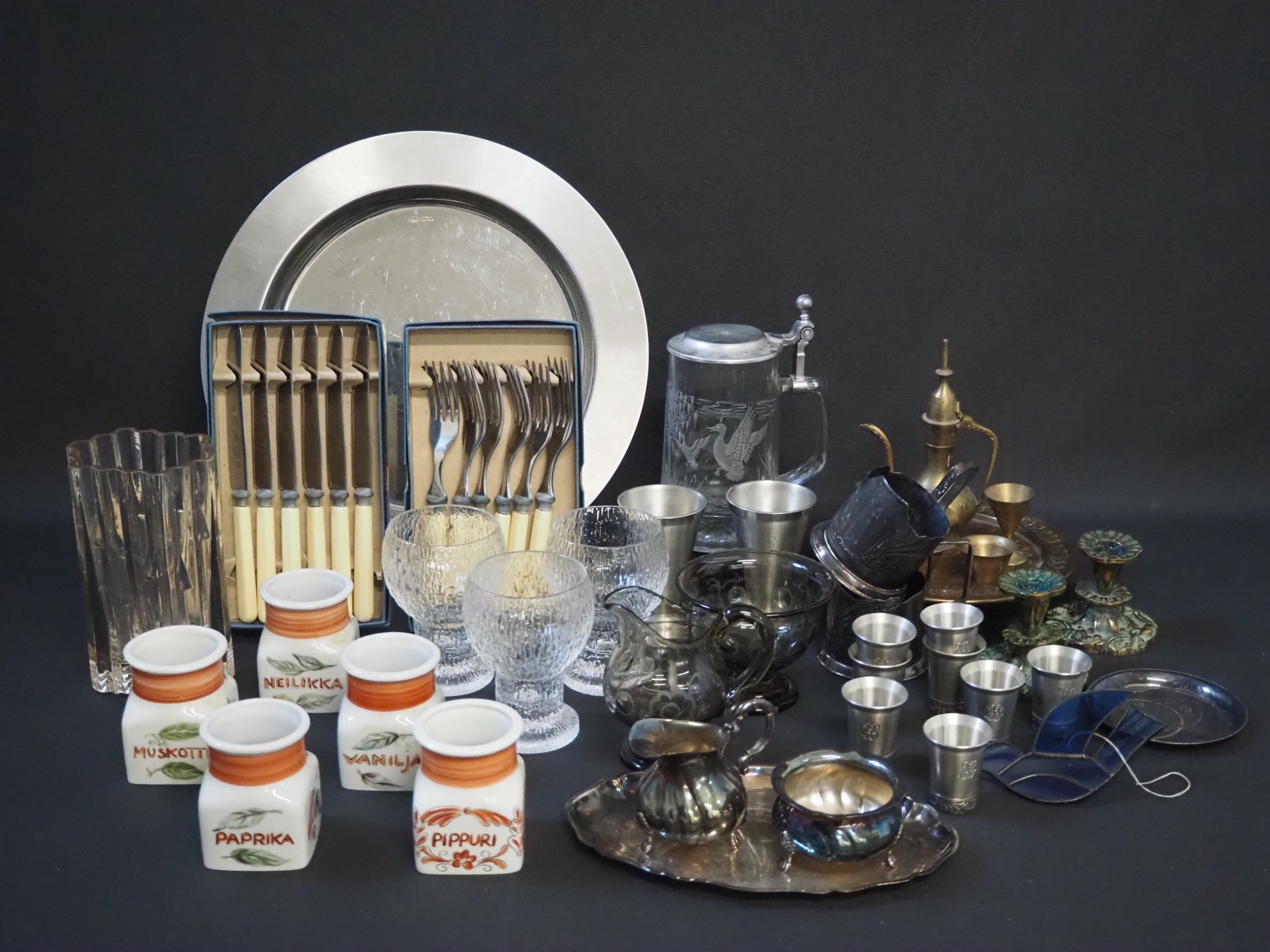 Iittala, aterimet ym. - Huutokauppa Ekman