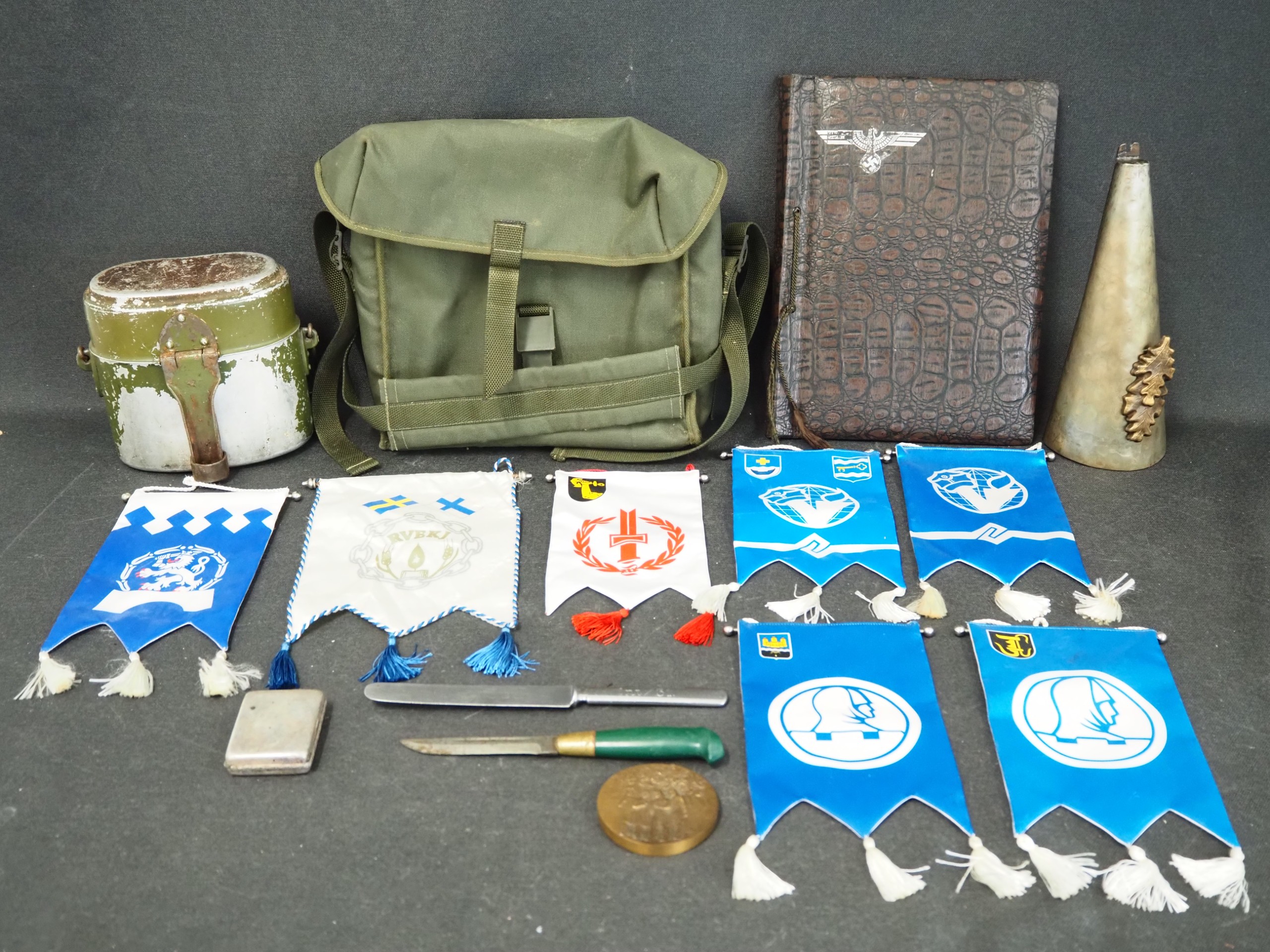 Militaria ym. - Huutokauppa Ekman
