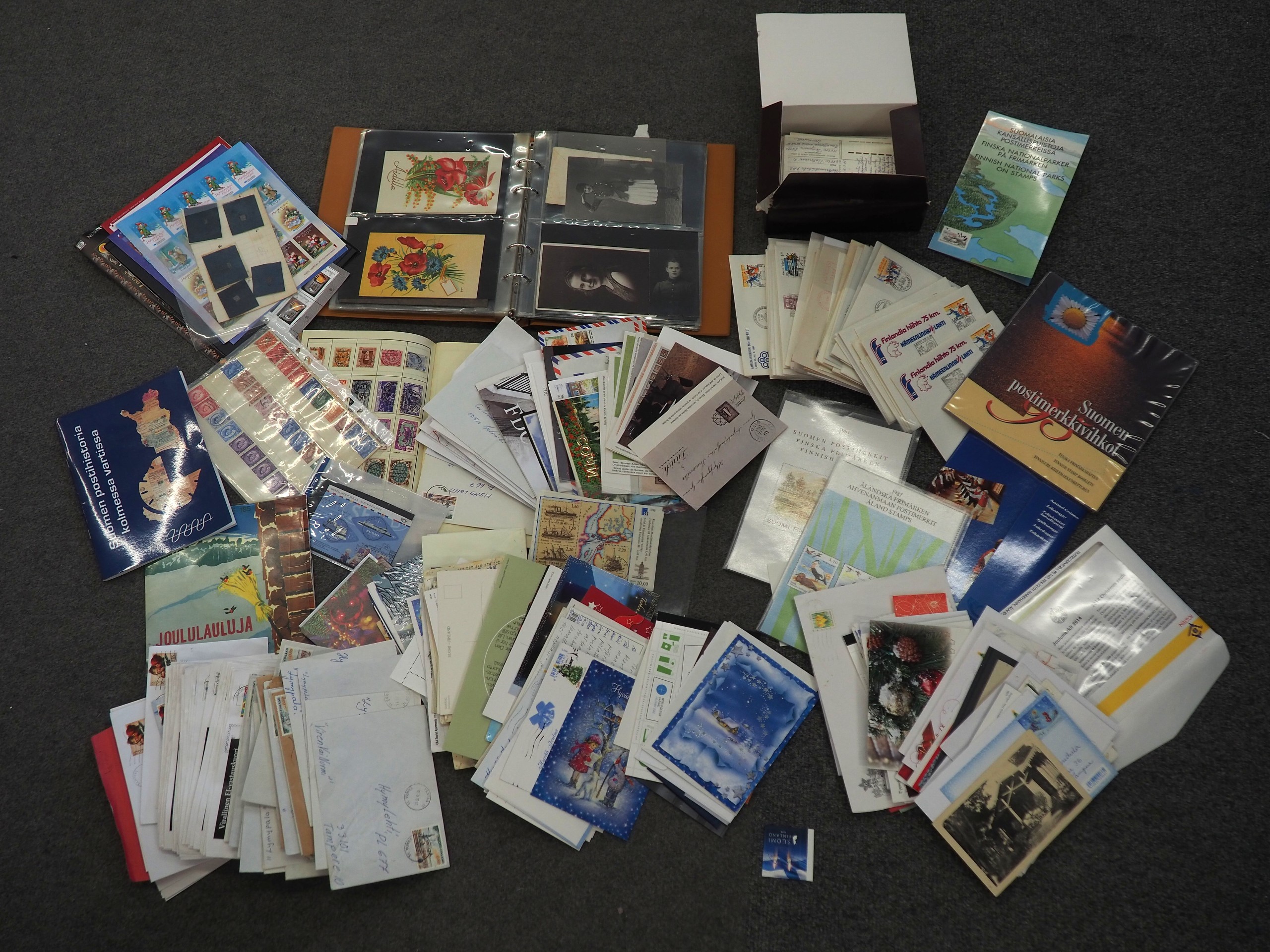 Postimerkit, kortit ym. - Huutokauppa Ekman