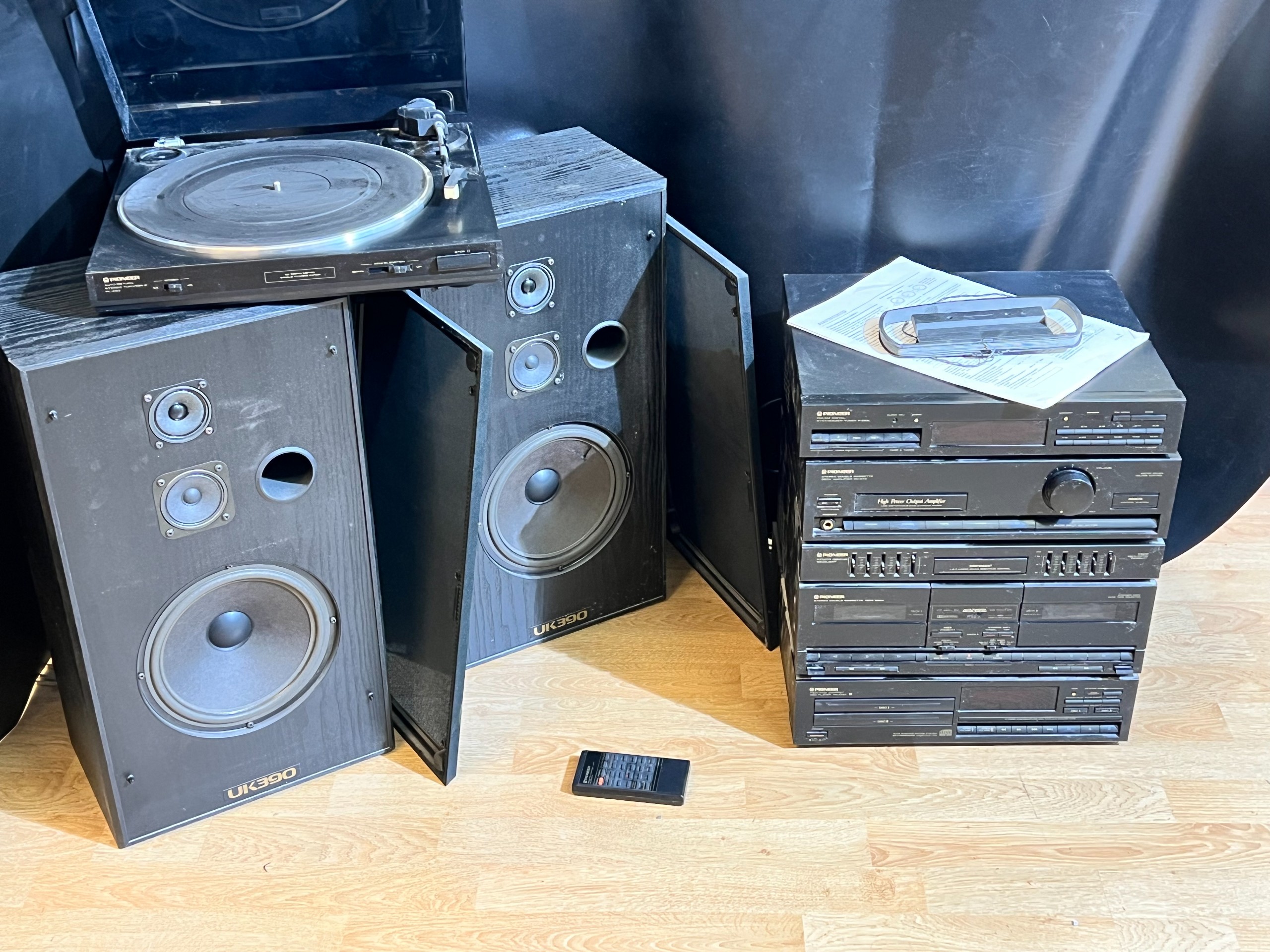 Pioneer-stereot - Huutokauppa Ekman
