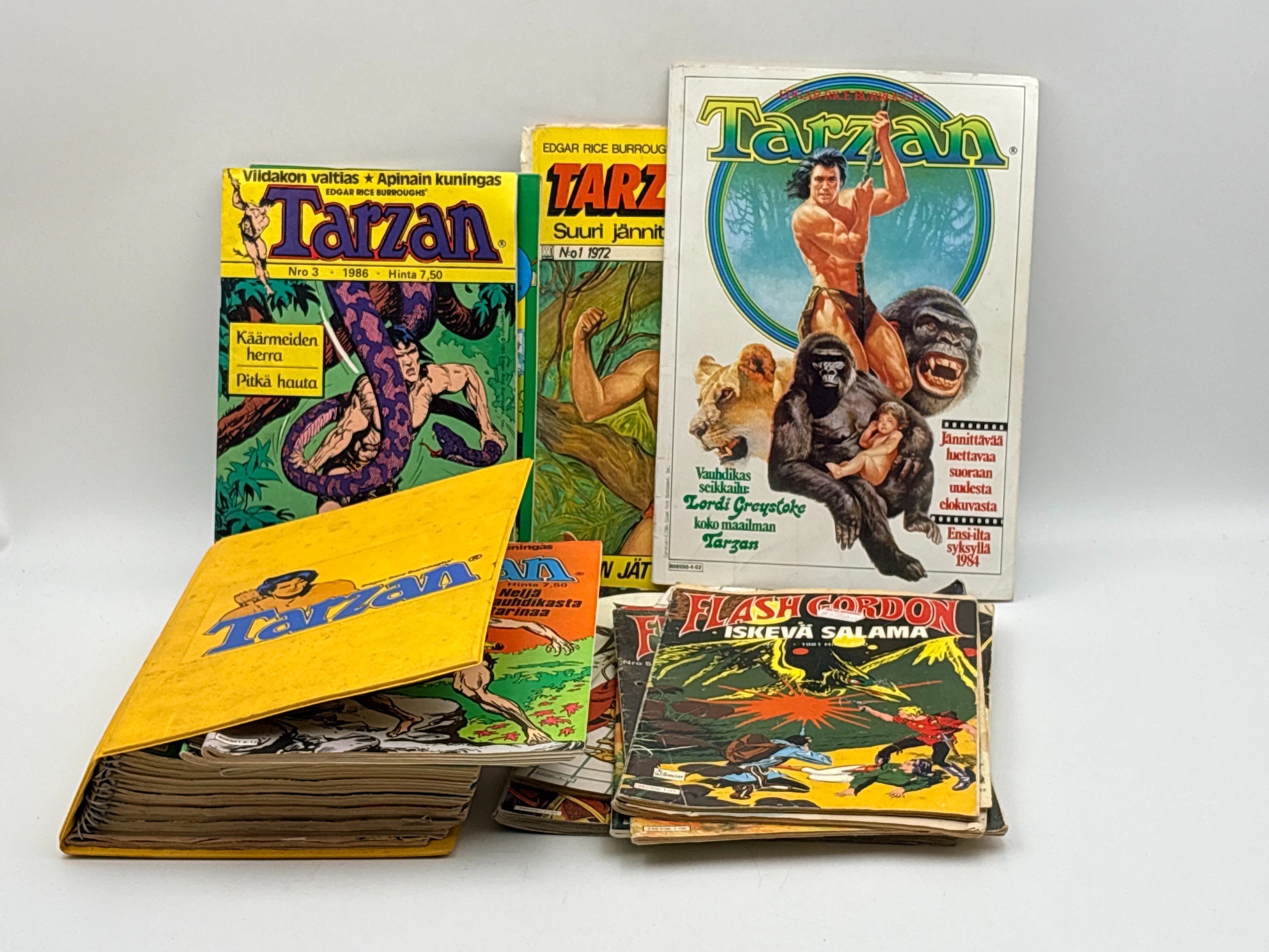 Tarzan-lehdet ym. - Huutokauppa Ekman