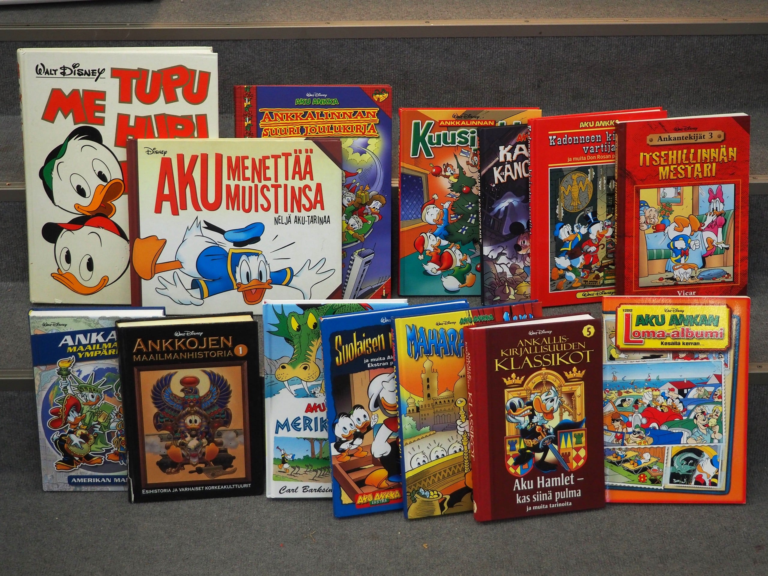 Aku Ankka sarjakuvakirjat - Huutokauppa Ekman