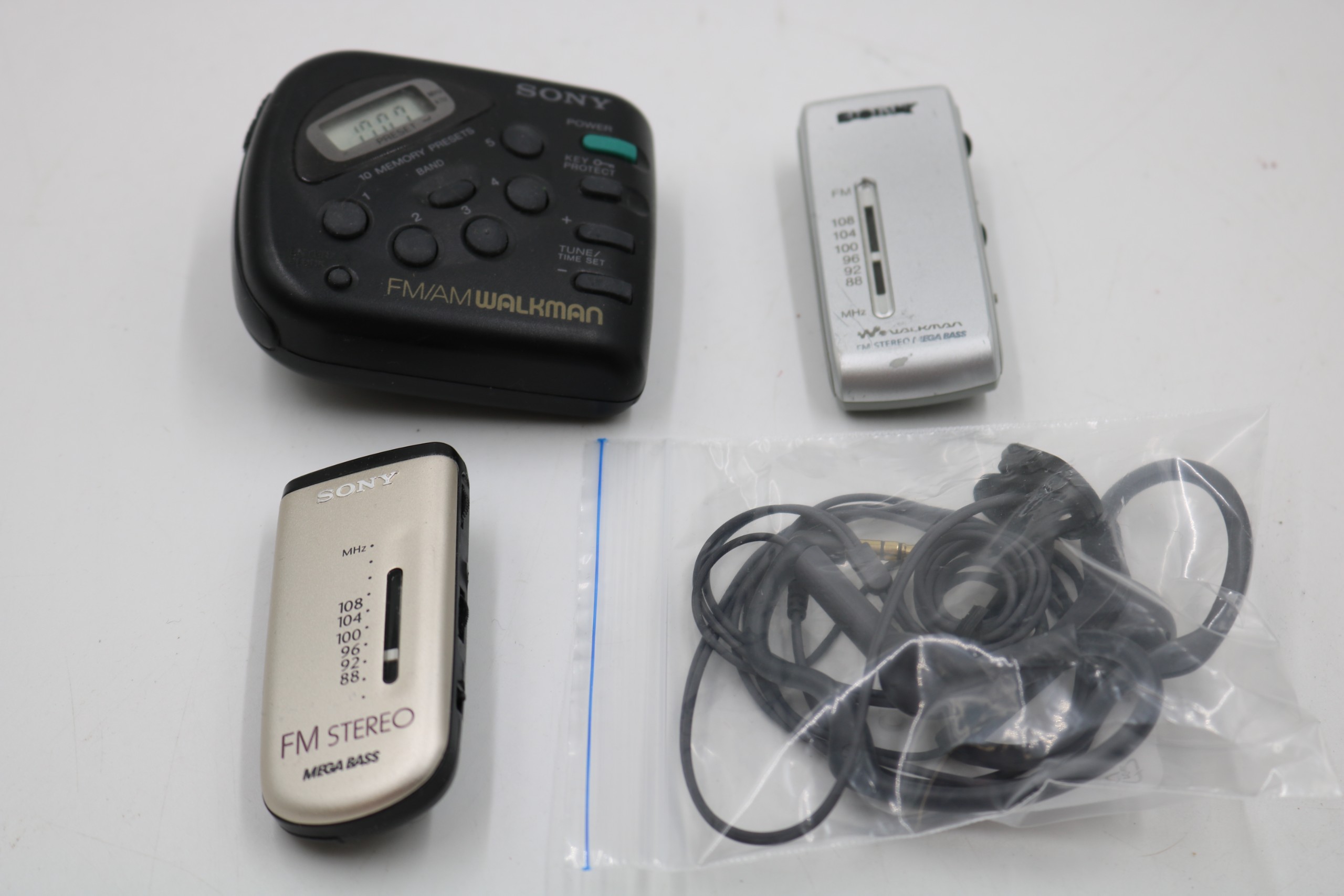 Sony Walkman ym. - Huutokauppa Ekman