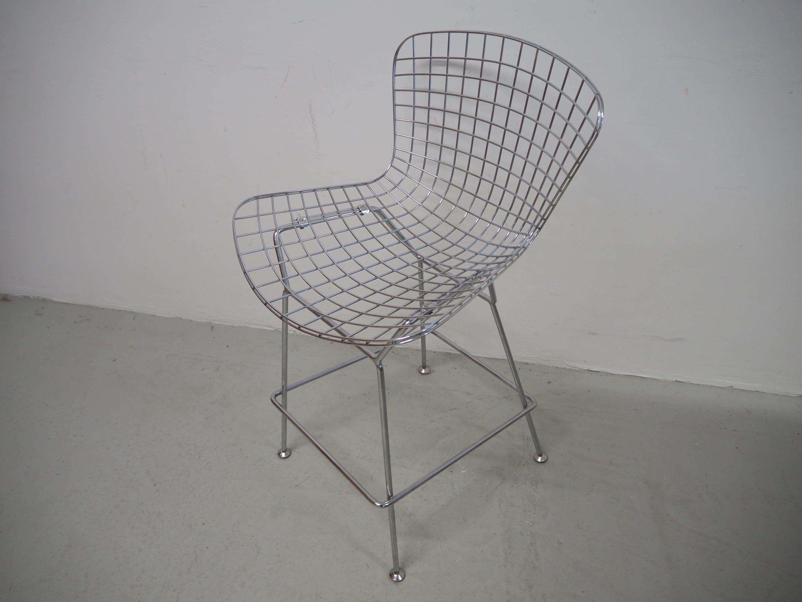 *Harry Bertoia tuoli - Huutokauppa Ekman