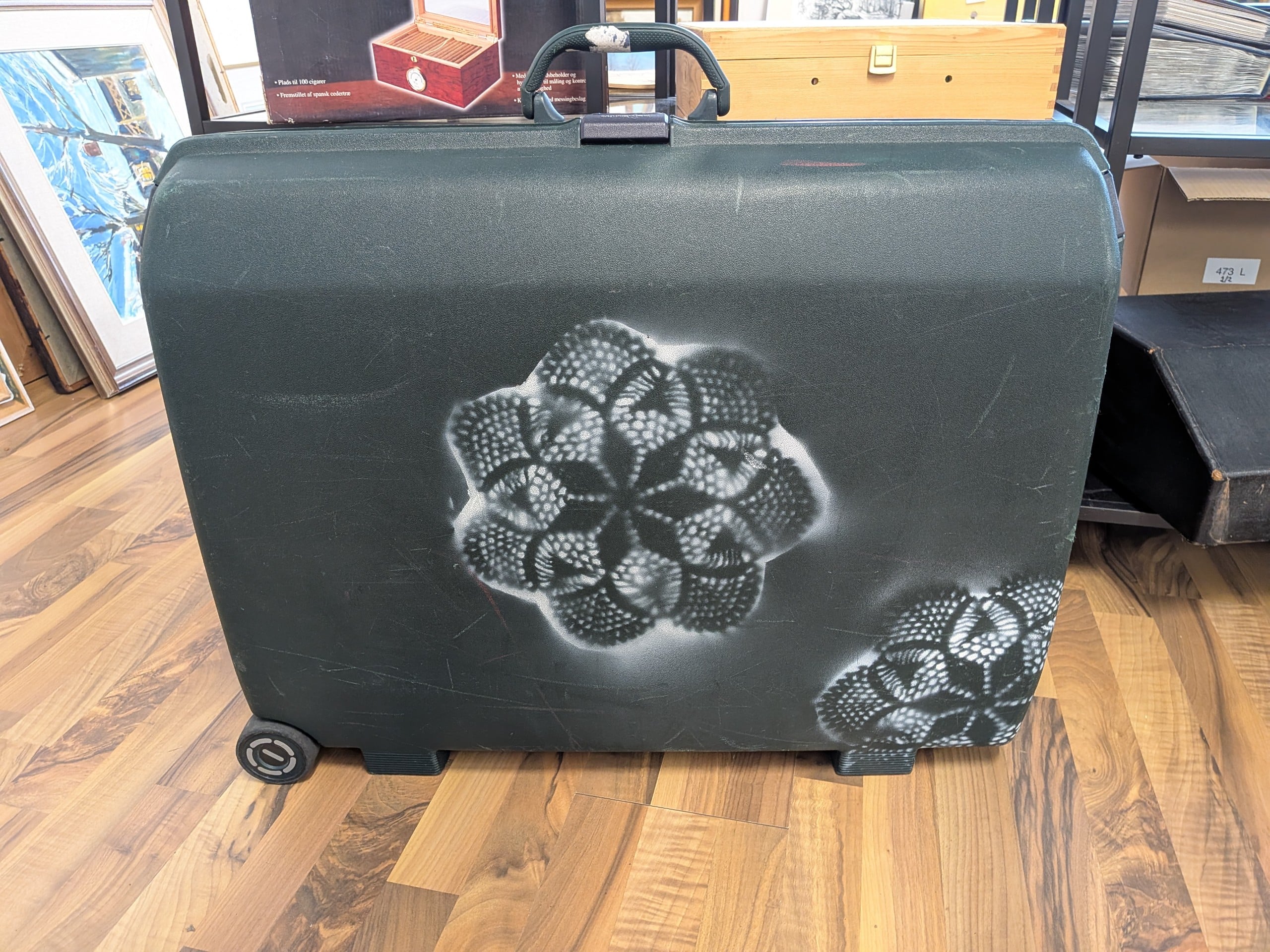 Samsonite - Huutokauppa Ekman