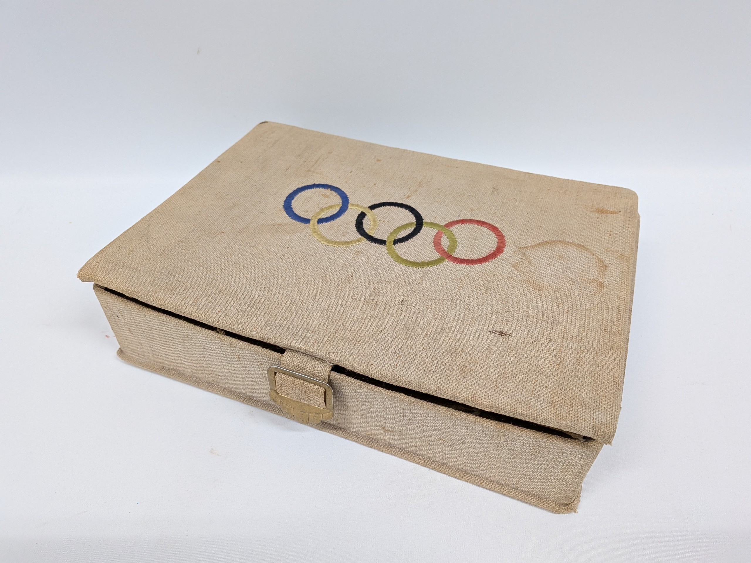 Olympiarasia - Huutokauppa Ekman